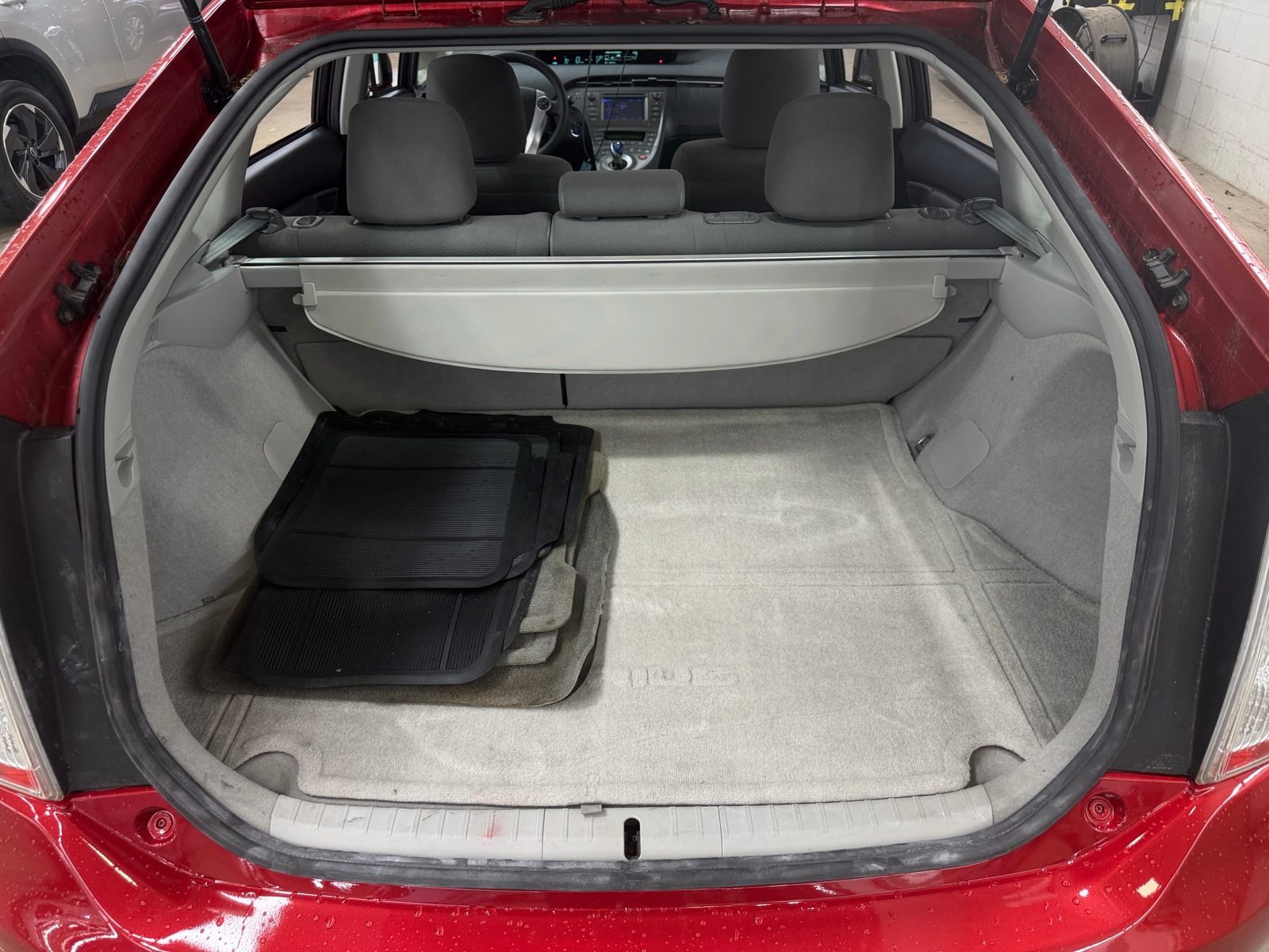 Thumbnail: 2014 Toyota Prius - 7