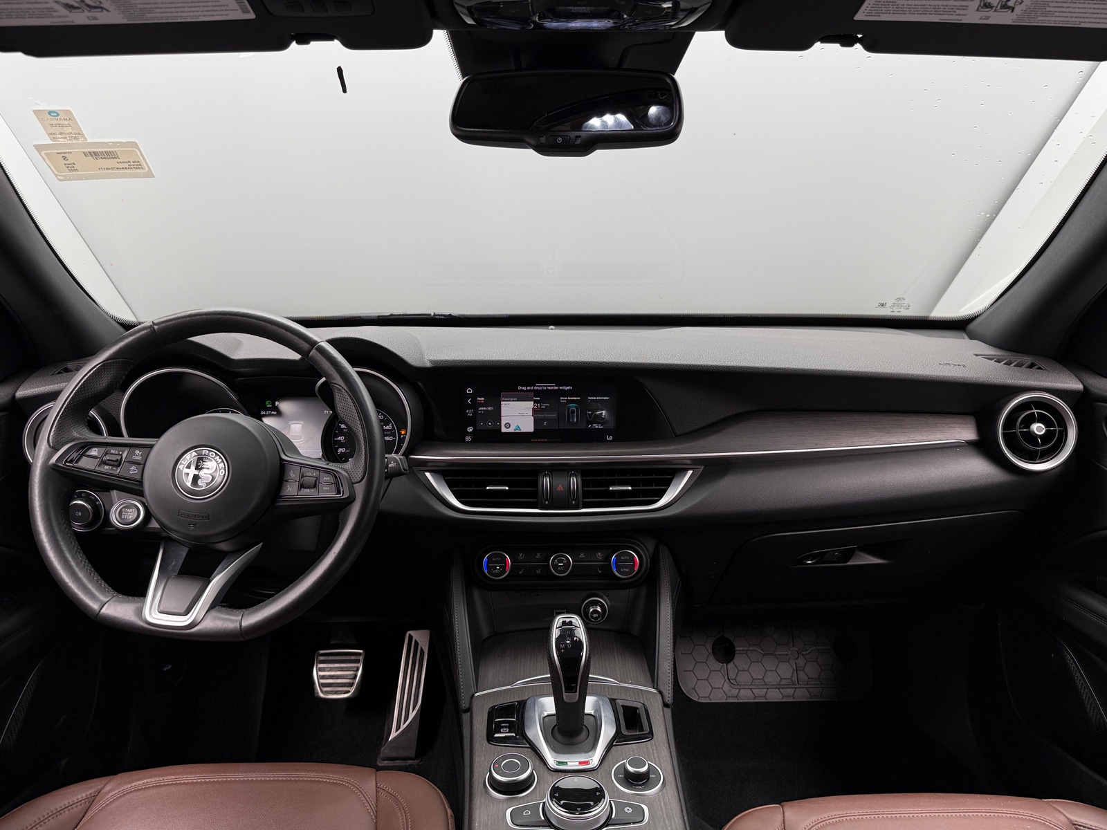 Thumbnail: 2022 Alfa Romeo Stelvio - 2