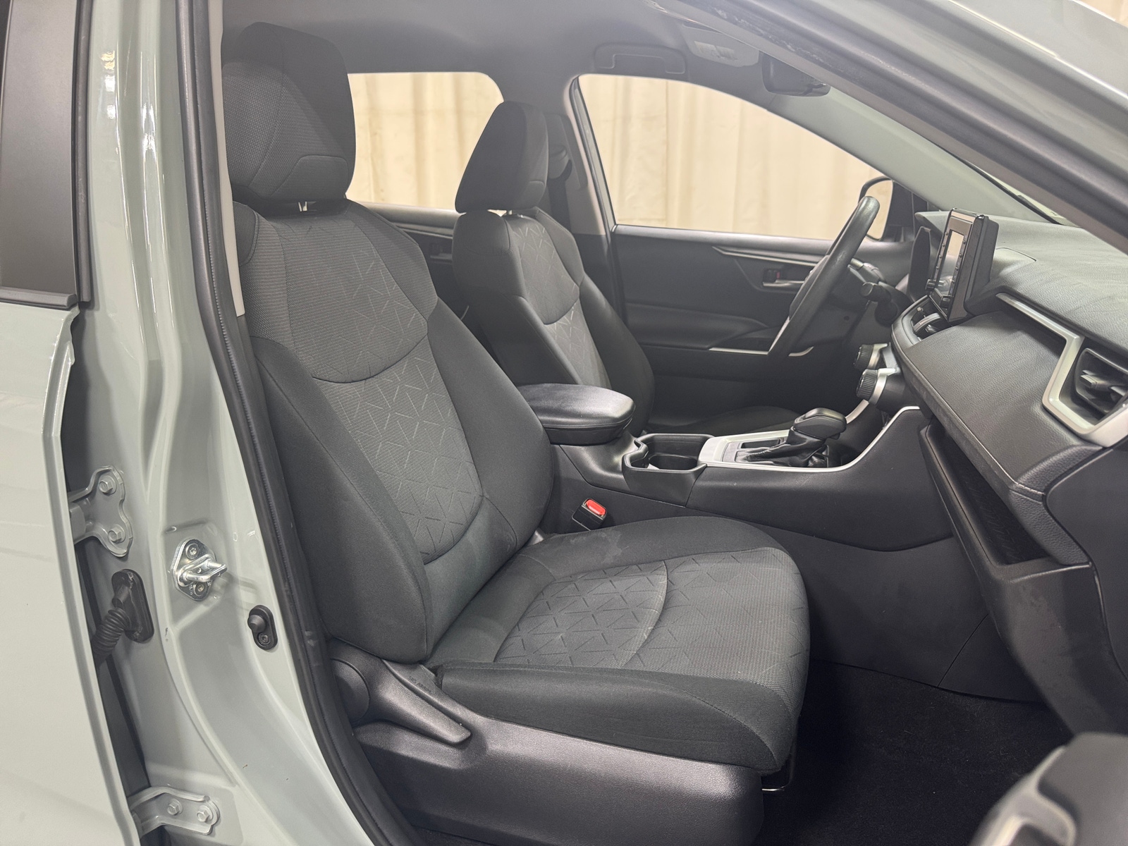 Thumbnail: 2021 Toyota RAV4 - 2