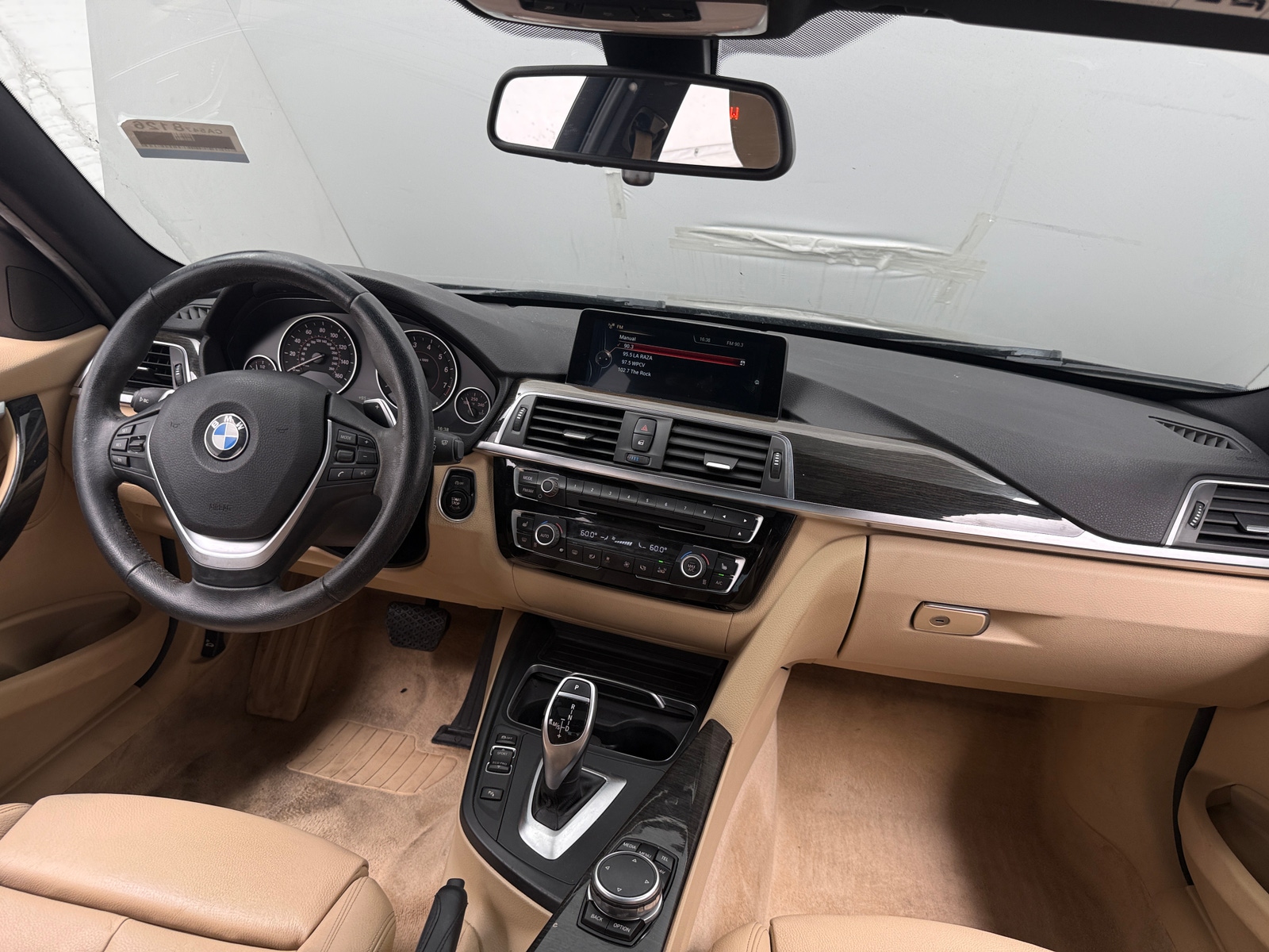 Thumbnail: 2016 BMW 3 Series - 2