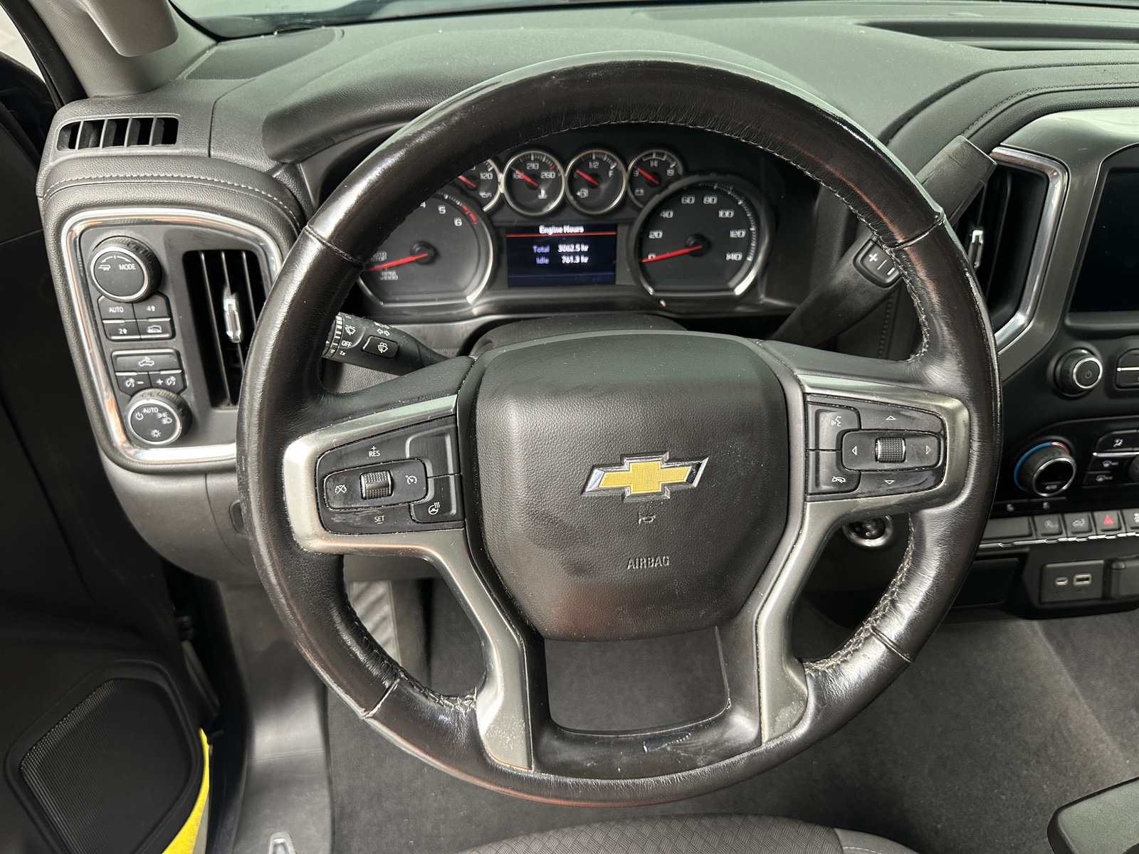 Thumbnail: 2020 Chevrolet Silverado 1500 - 5