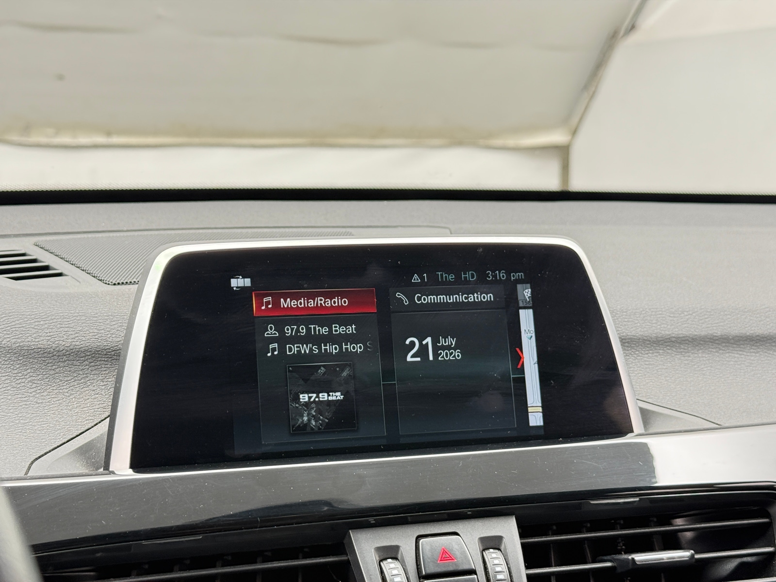 Thumbnail: 2019 BMW X1 - 3