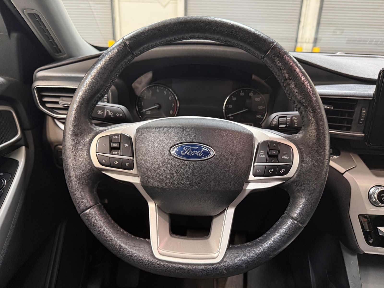 Thumbnail: 2022 Ford Explorer - 4