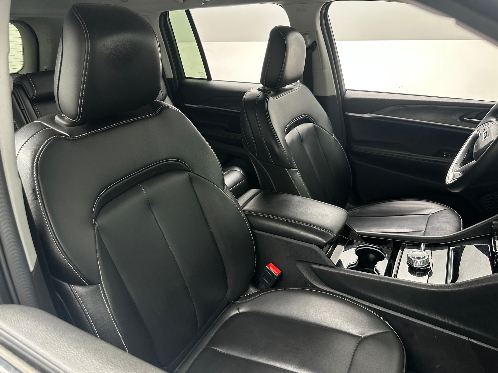 Thumbnail: 2023 Jeep Grand Cherokee - 2