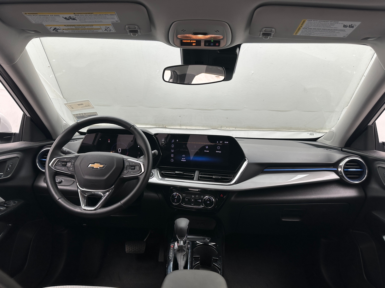 Thumbnail: 2025 Chevrolet Trax - 2