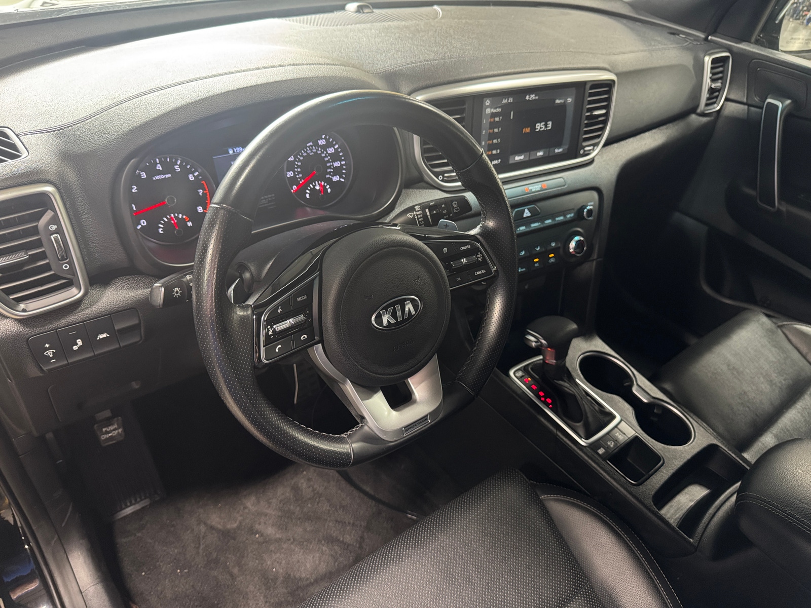 Thumbnail: 2020 Kia Sportage - 4