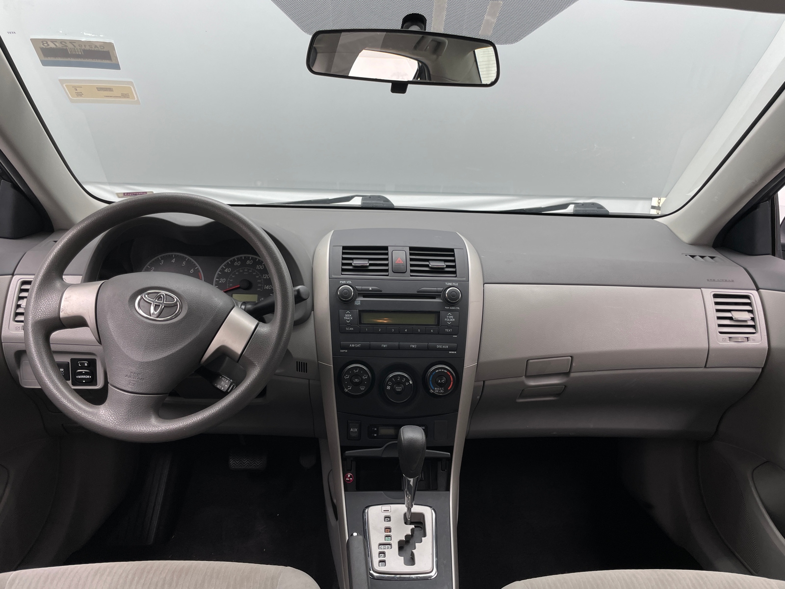 Thumbnail: 2010 Toyota Corolla - 3
