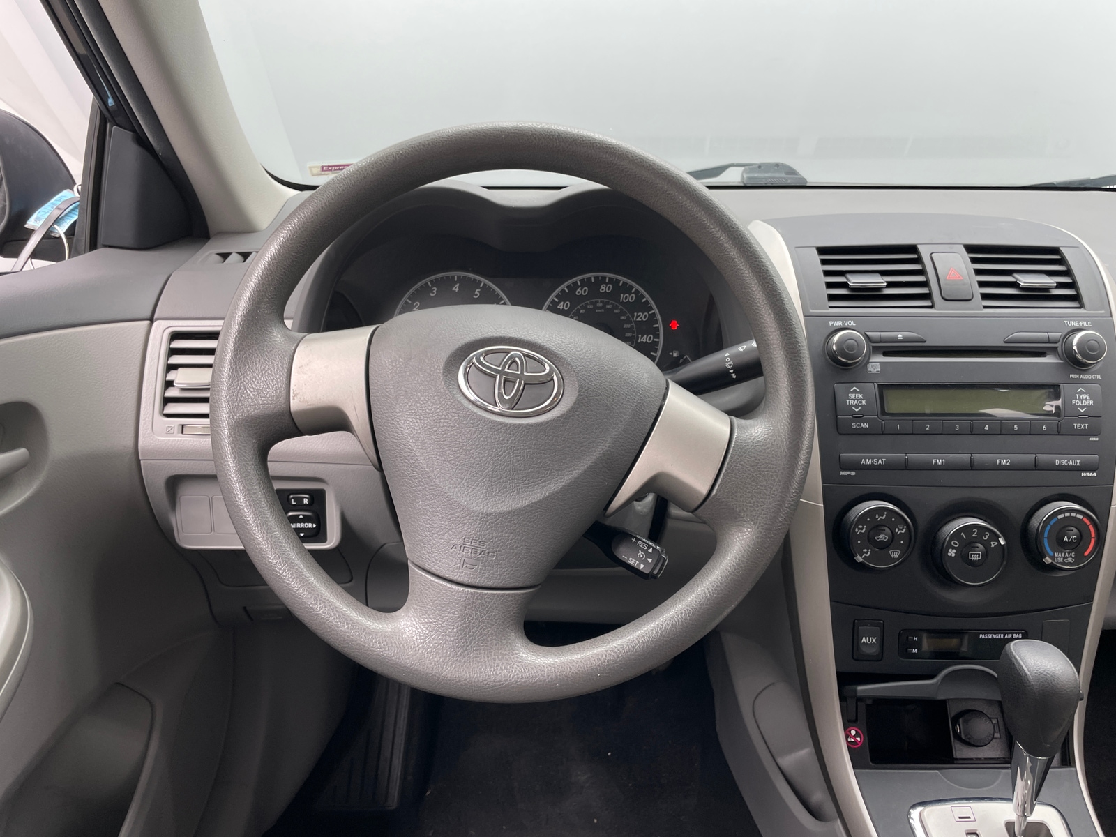 Thumbnail: 2010 Toyota Corolla - 5