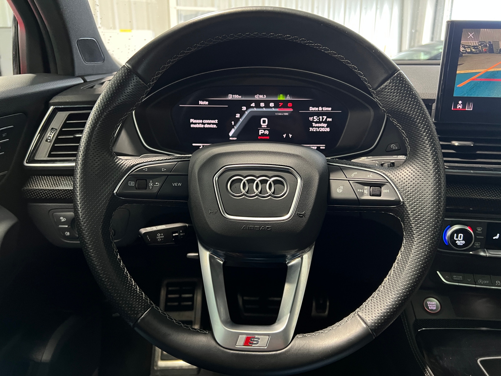 Thumbnail: 2023 Audi SQ5 - 4
