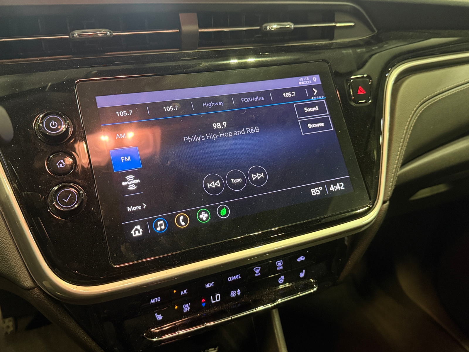 Thumbnail: 2022 Chevrolet Bolt EUV - 4