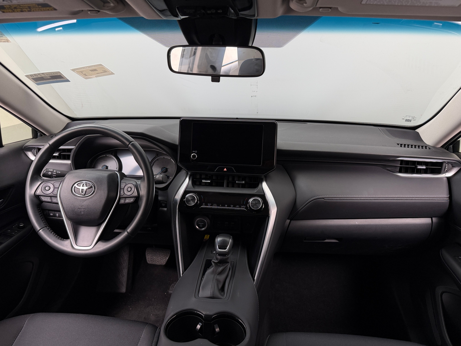 Thumbnail: 2024 Toyota Venza - 3