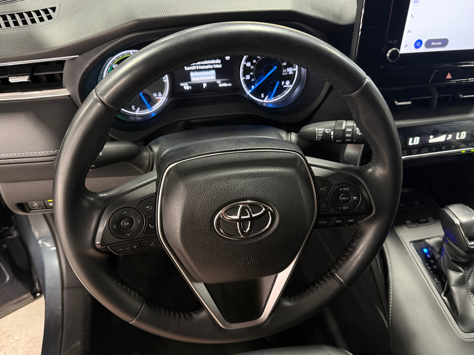 Thumbnail: 2024 Toyota Venza - 5