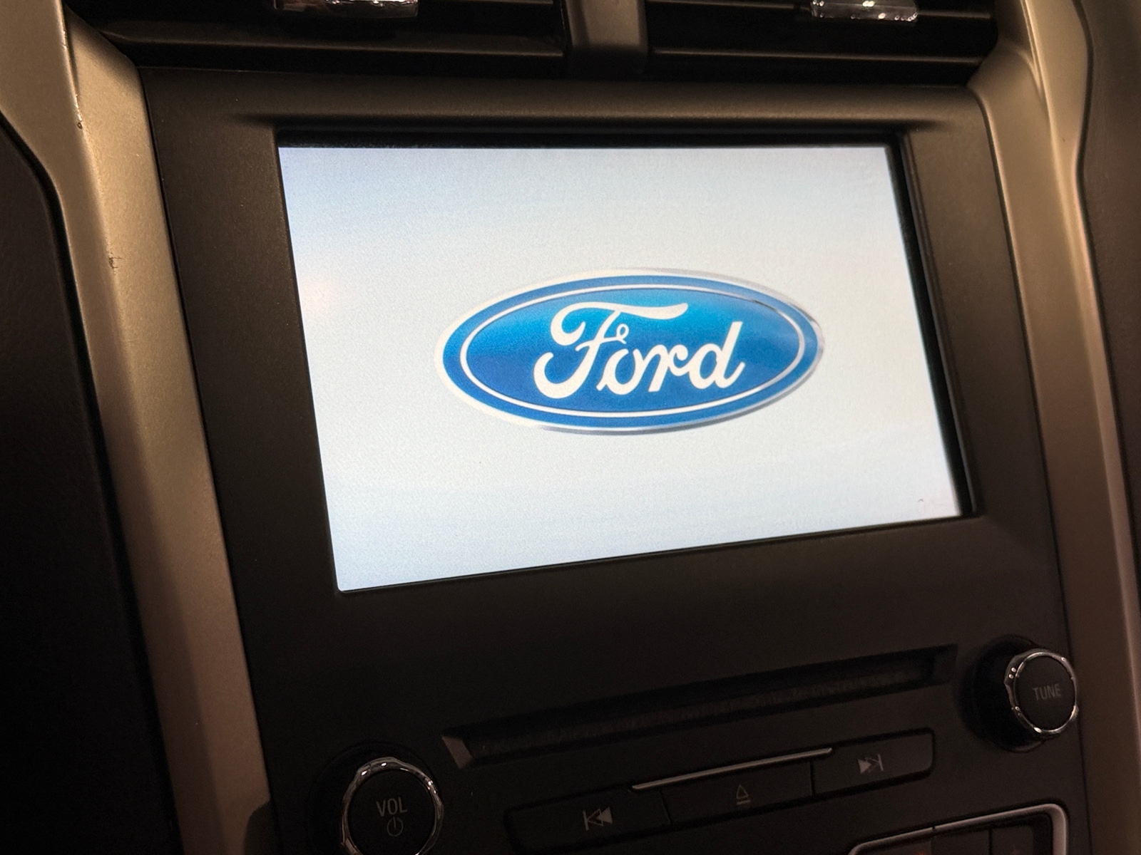 Thumbnail: 2016 Ford Fusion - 3