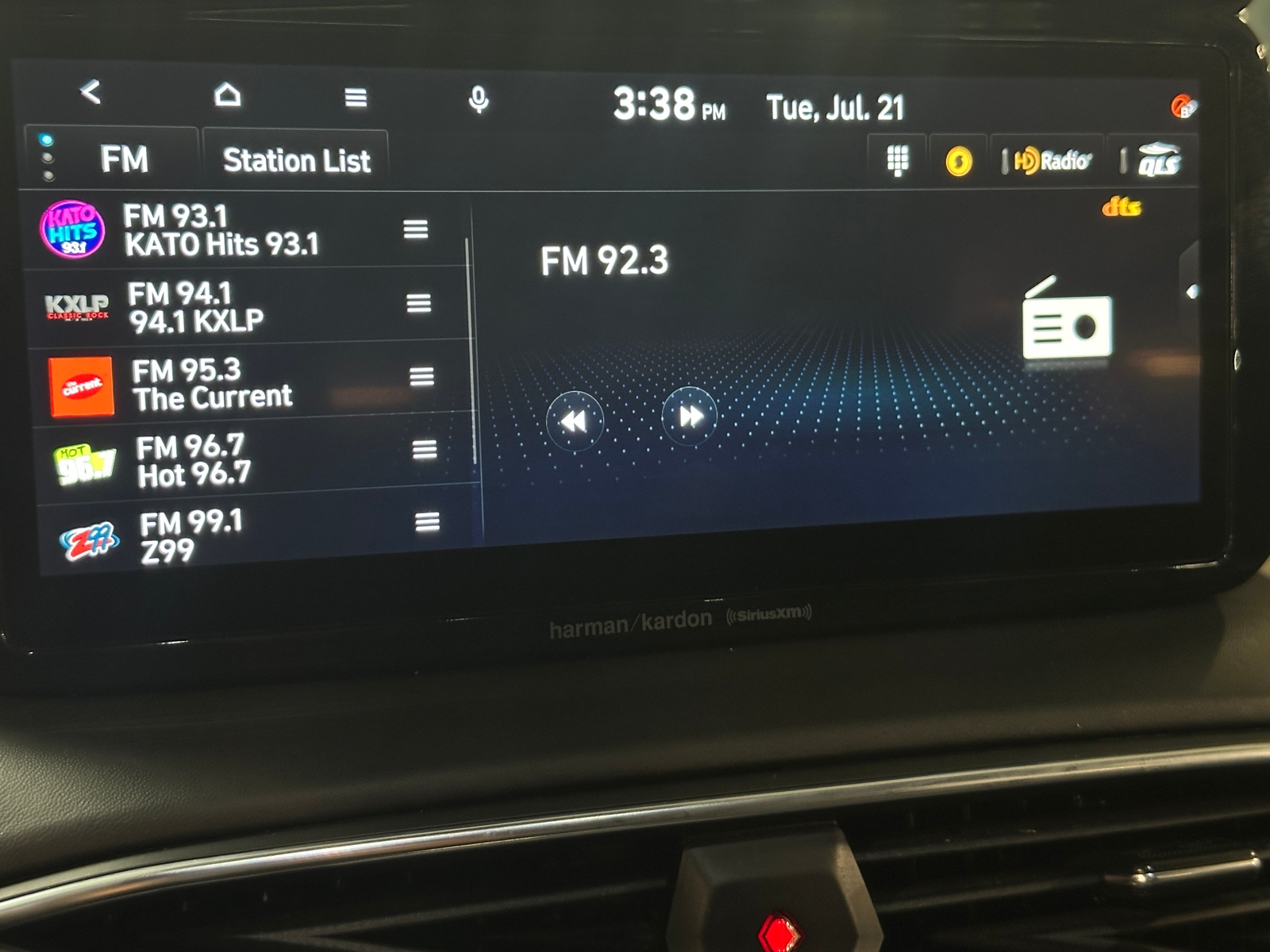 Thumbnail: 2022 Hyundai Santa Fe - 3