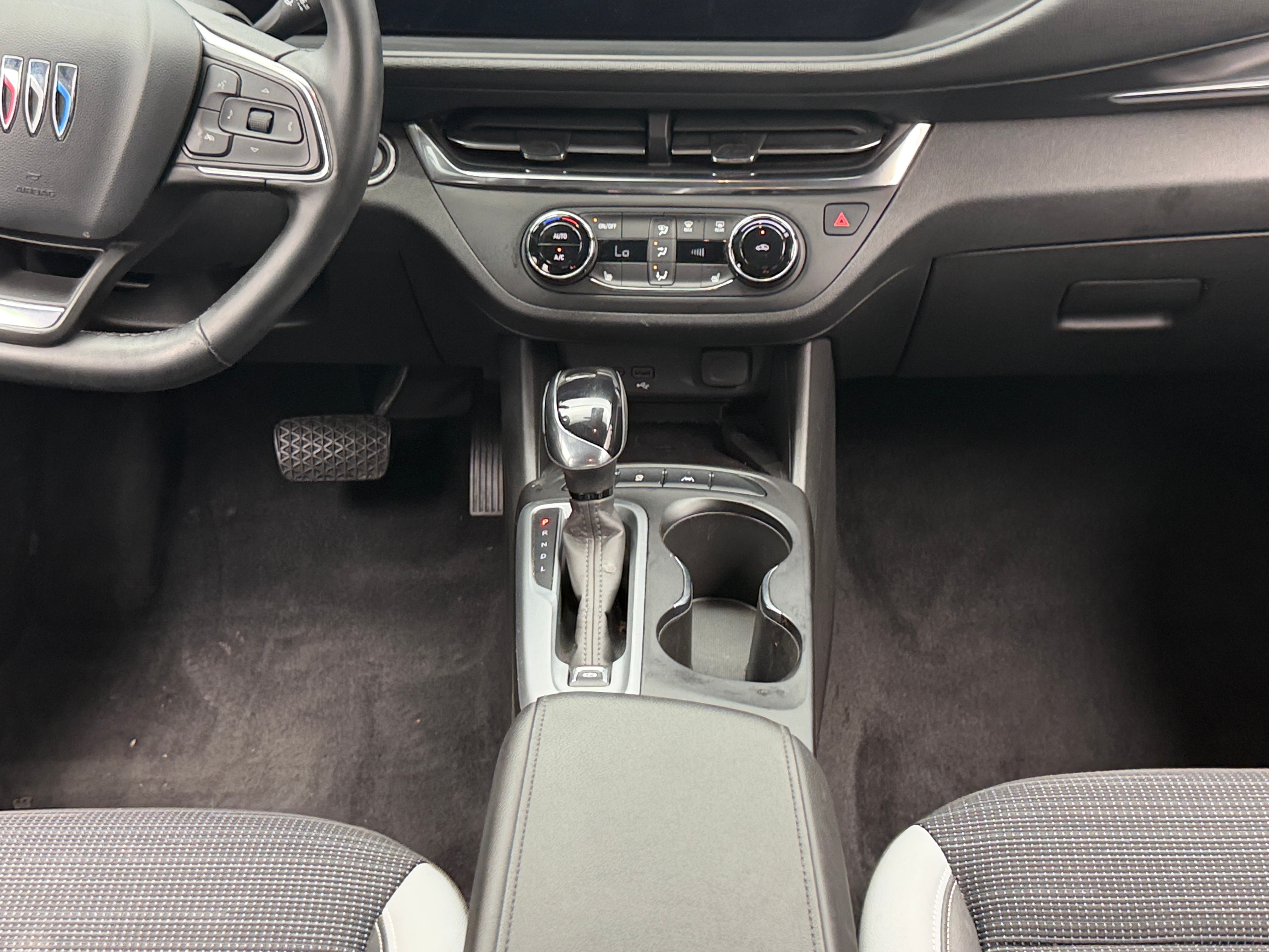 KL47LAE22RB028271