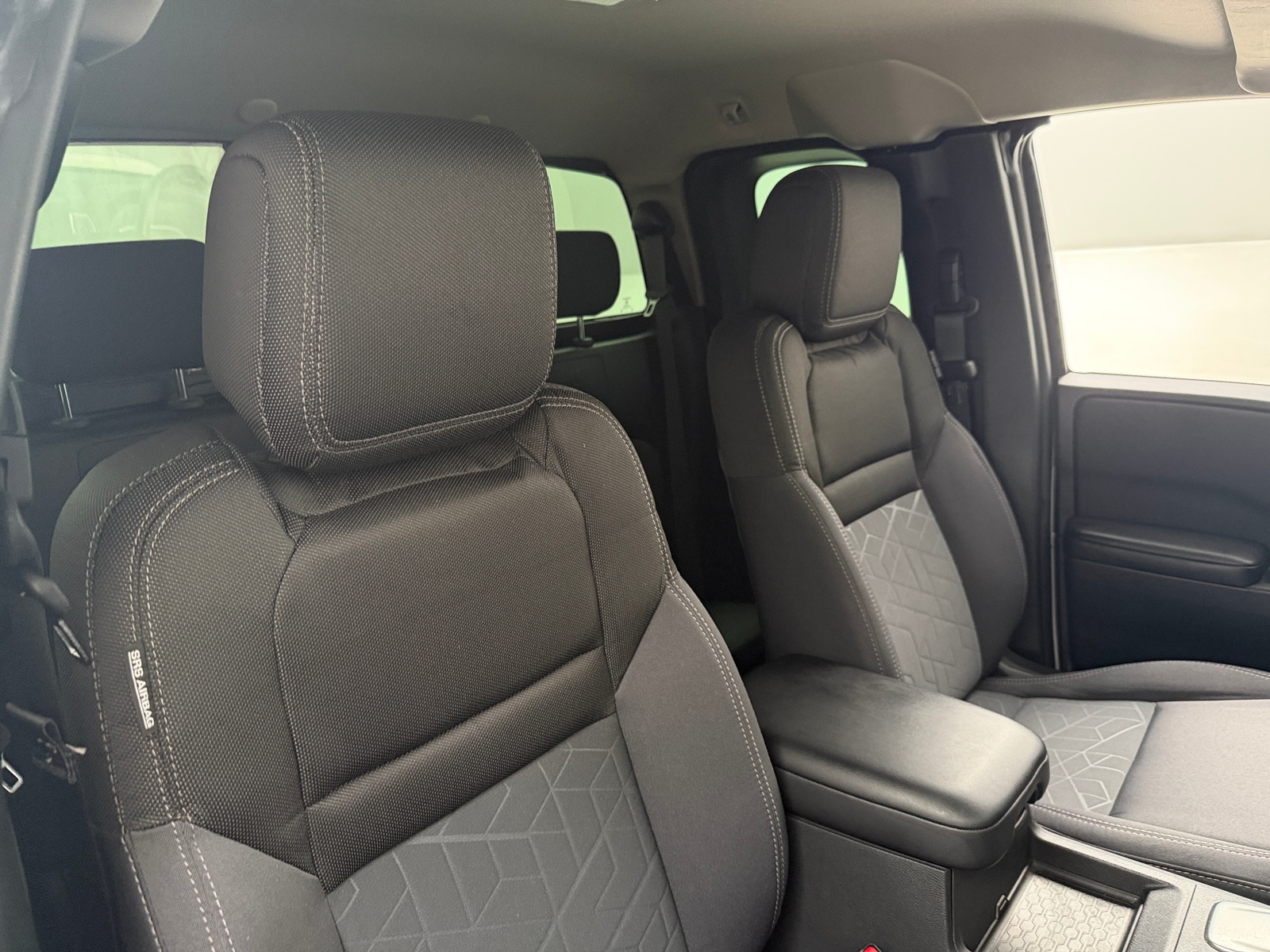 Thumbnail: 2025 Nissan Frontier - 2