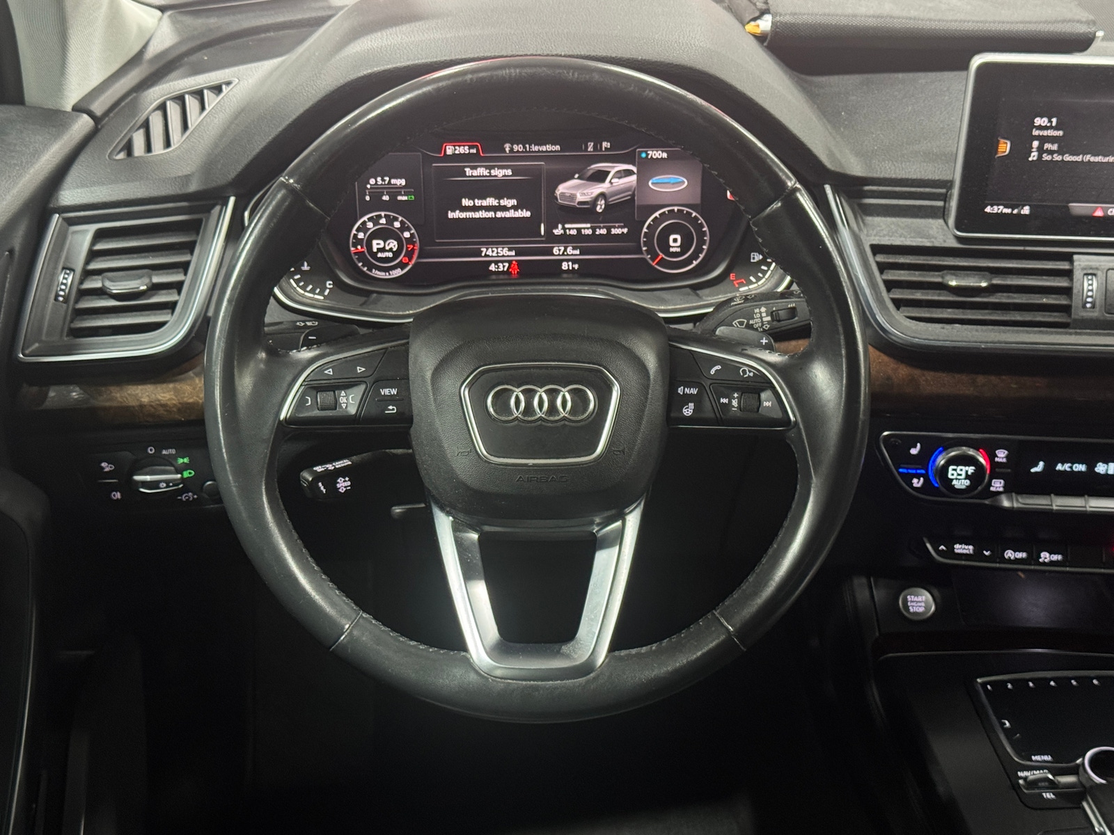 Thumbnail: 2019 Audi Q5 - 4