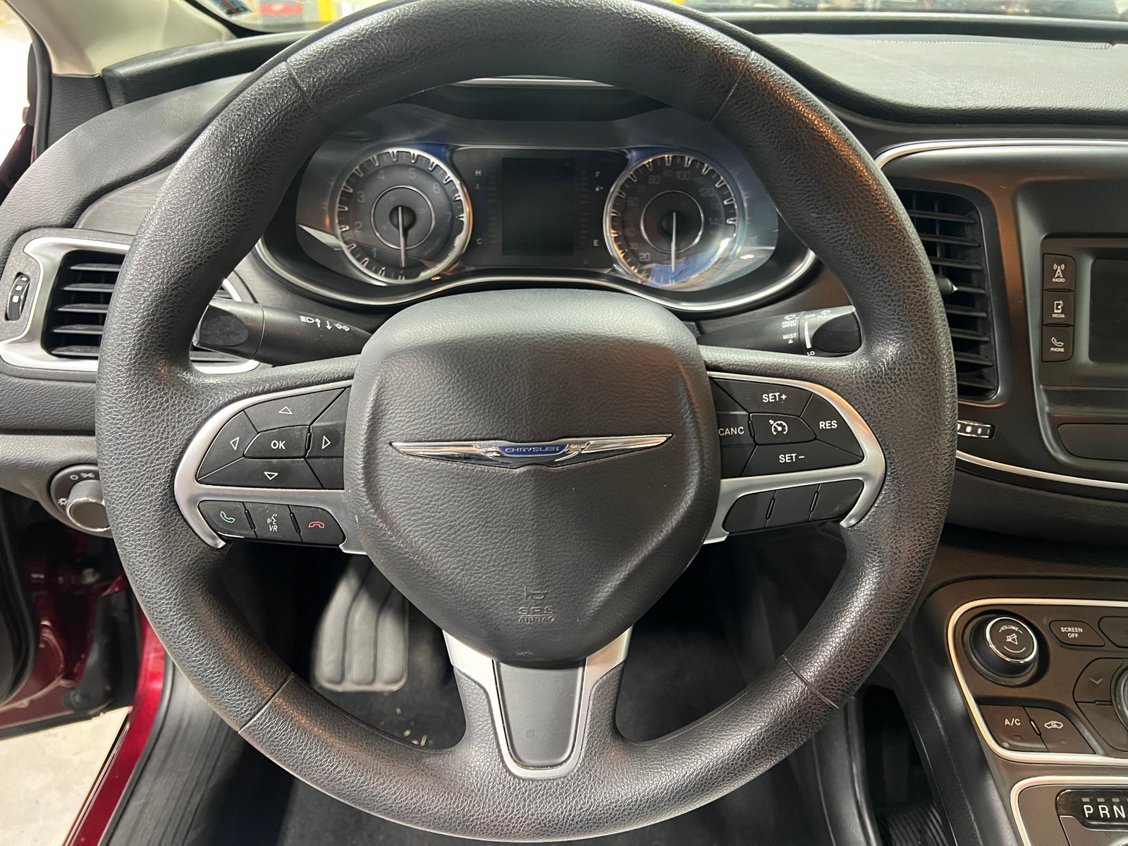 Thumbnail: 2016 Chrysler 200 - 5