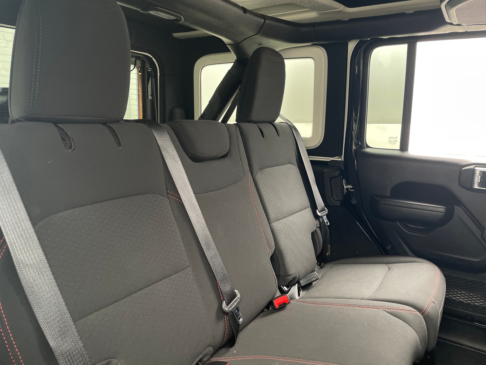Thumbnail: 2022 Jeep Wrangler - 6
