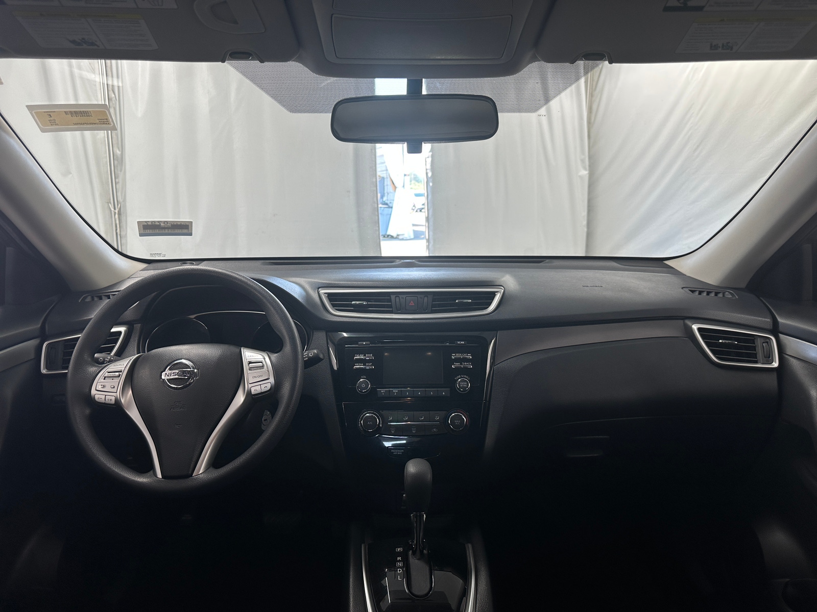 Thumbnail: 2016 Nissan Rogue - 3