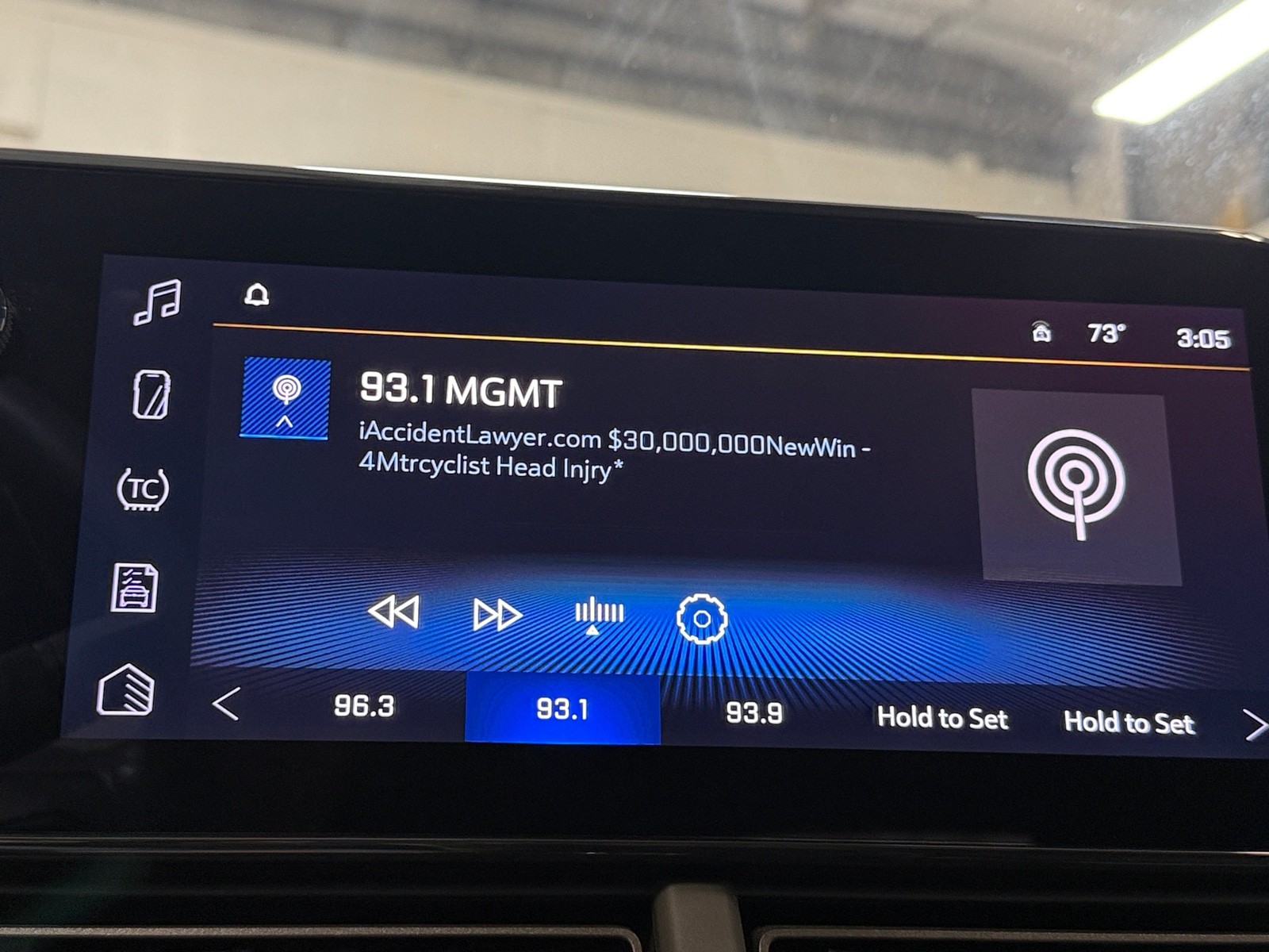 Thumbnail: 2025 Chevrolet Trax - 4