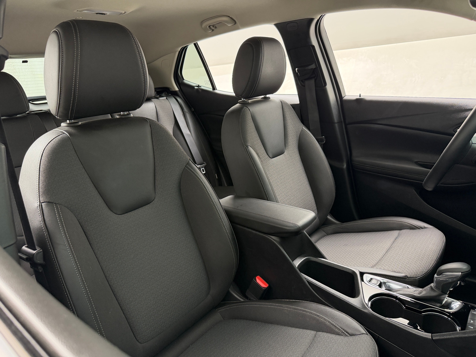 Thumbnail: 2024 Buick Encore GX - 2