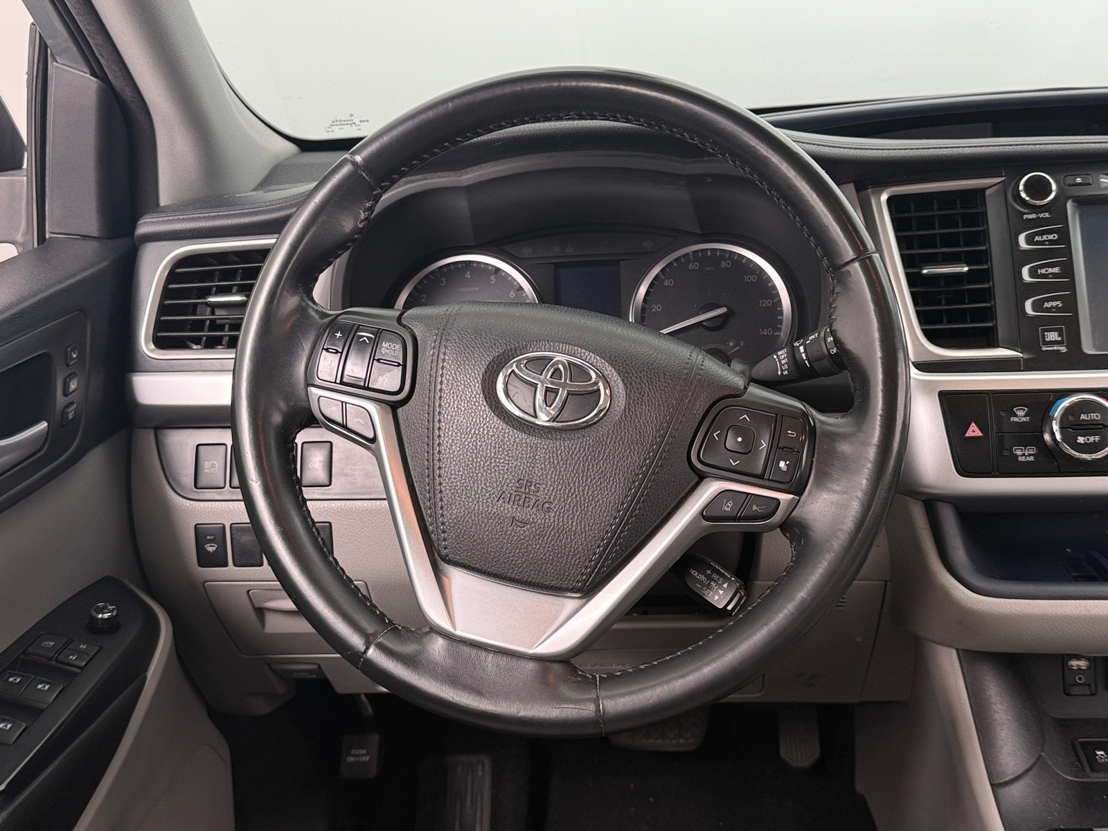 Thumbnail: 2018 Toyota Highlander - 4