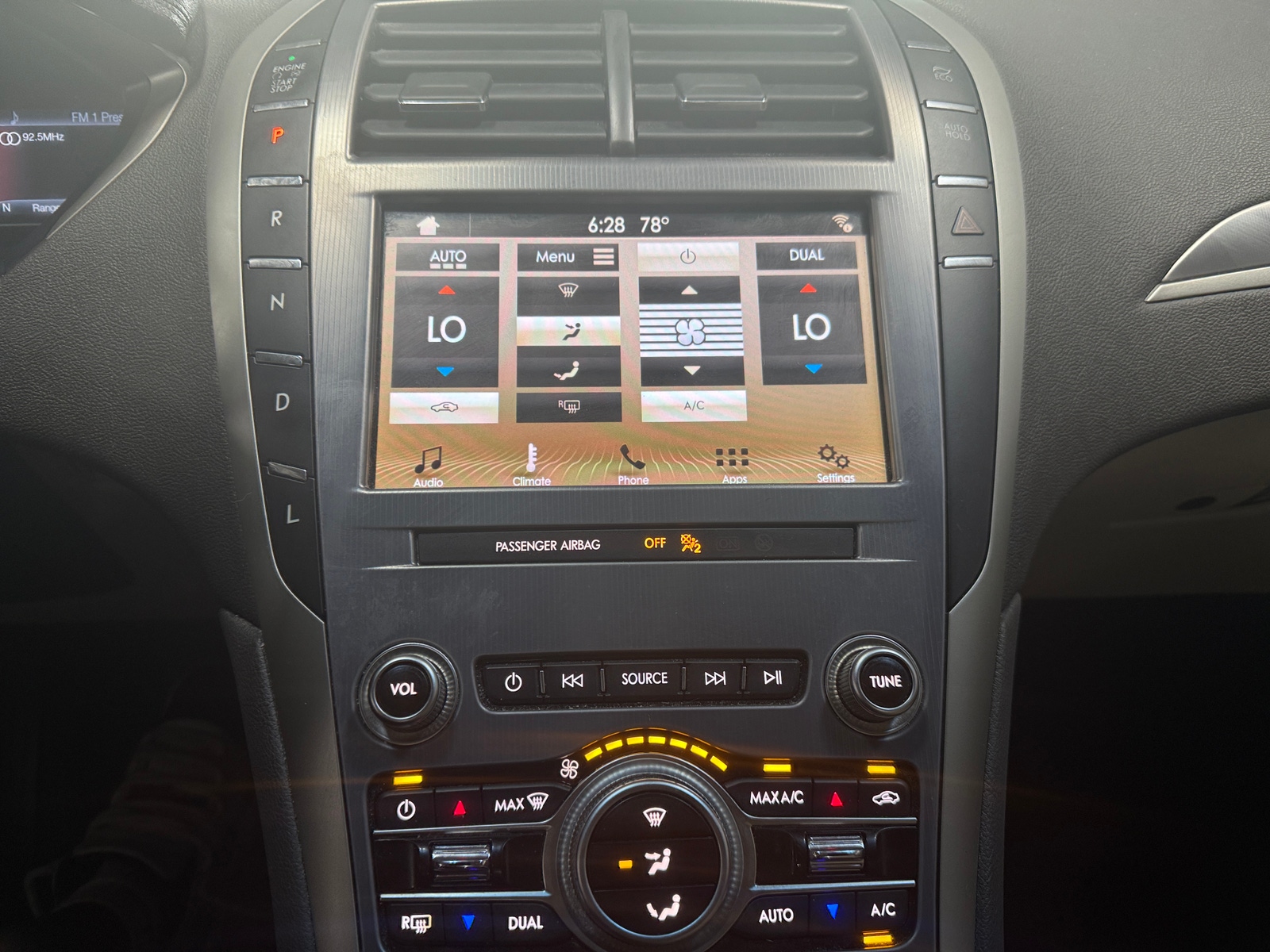 Thumbnail: 2019 Lincoln MKZ - 3