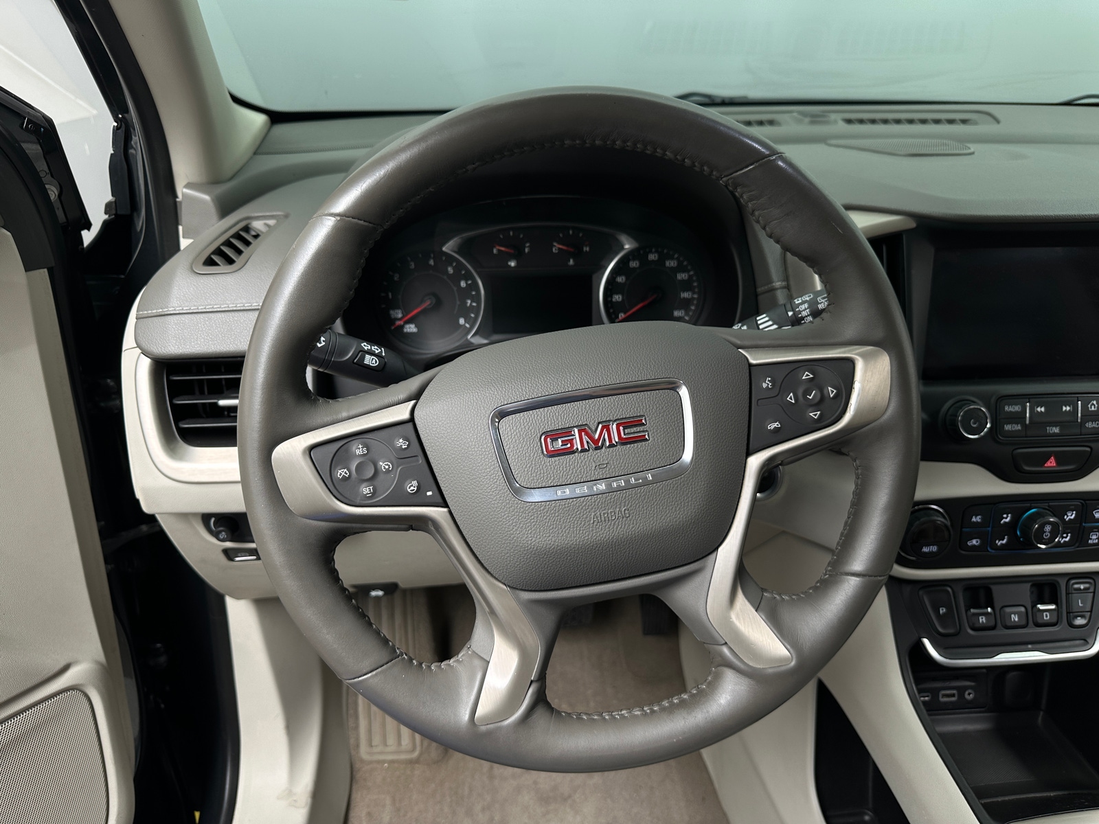 Thumbnail: 2018 GMC Terrain - 4