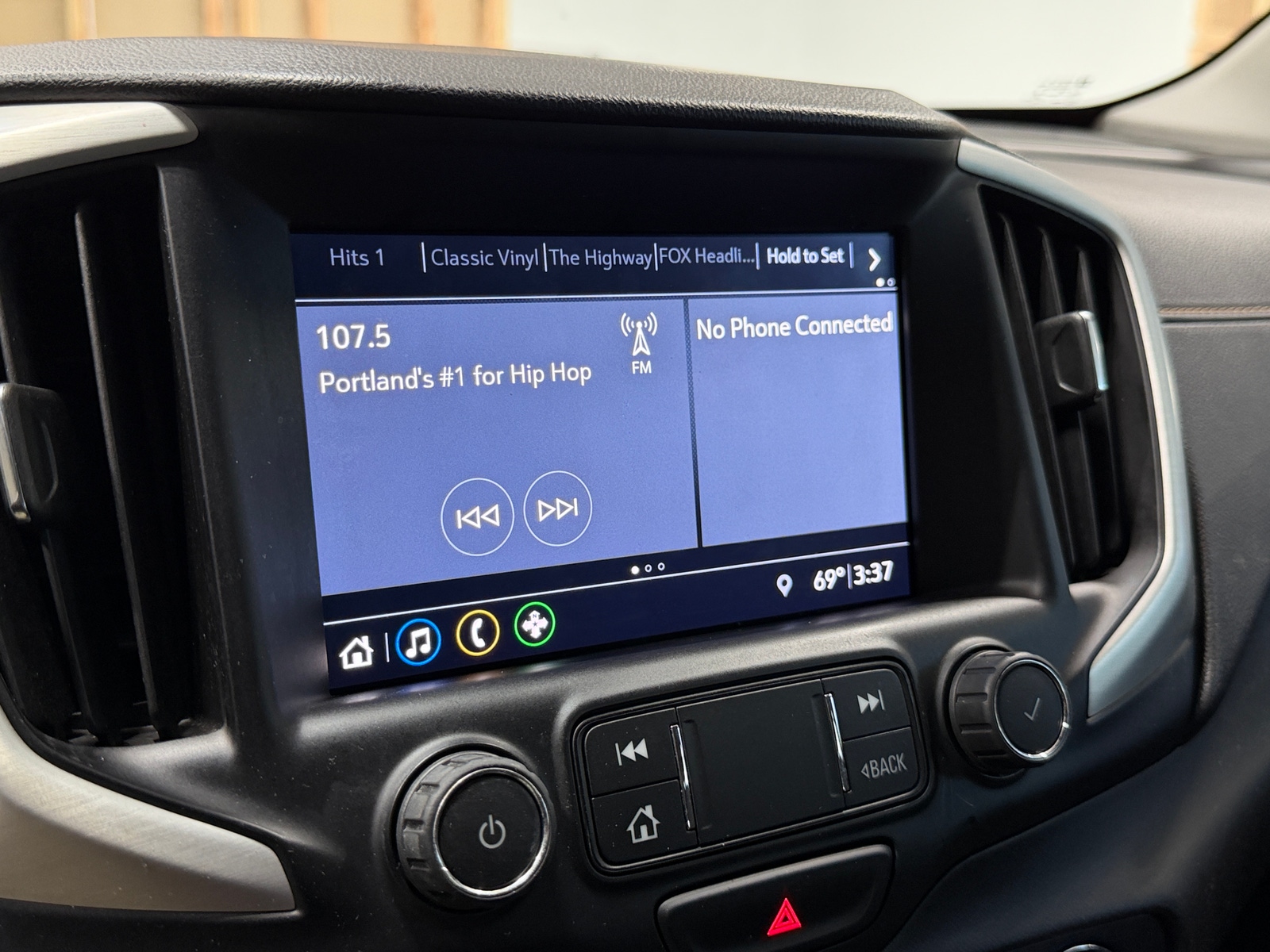 Thumbnail: 2021 GMC Terrain - 3