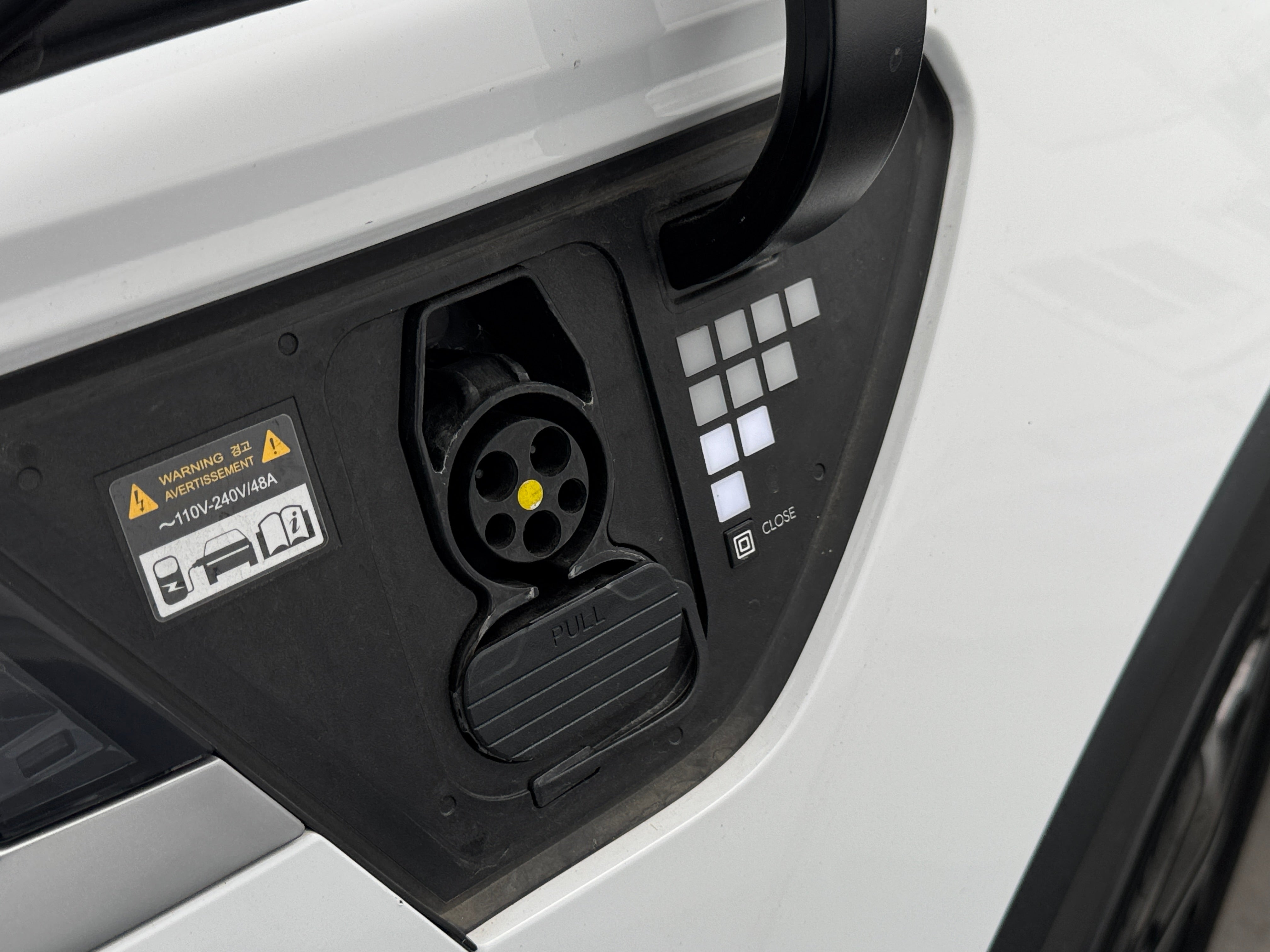2023 Hyundai IONIQ 5 SE - Photo 7