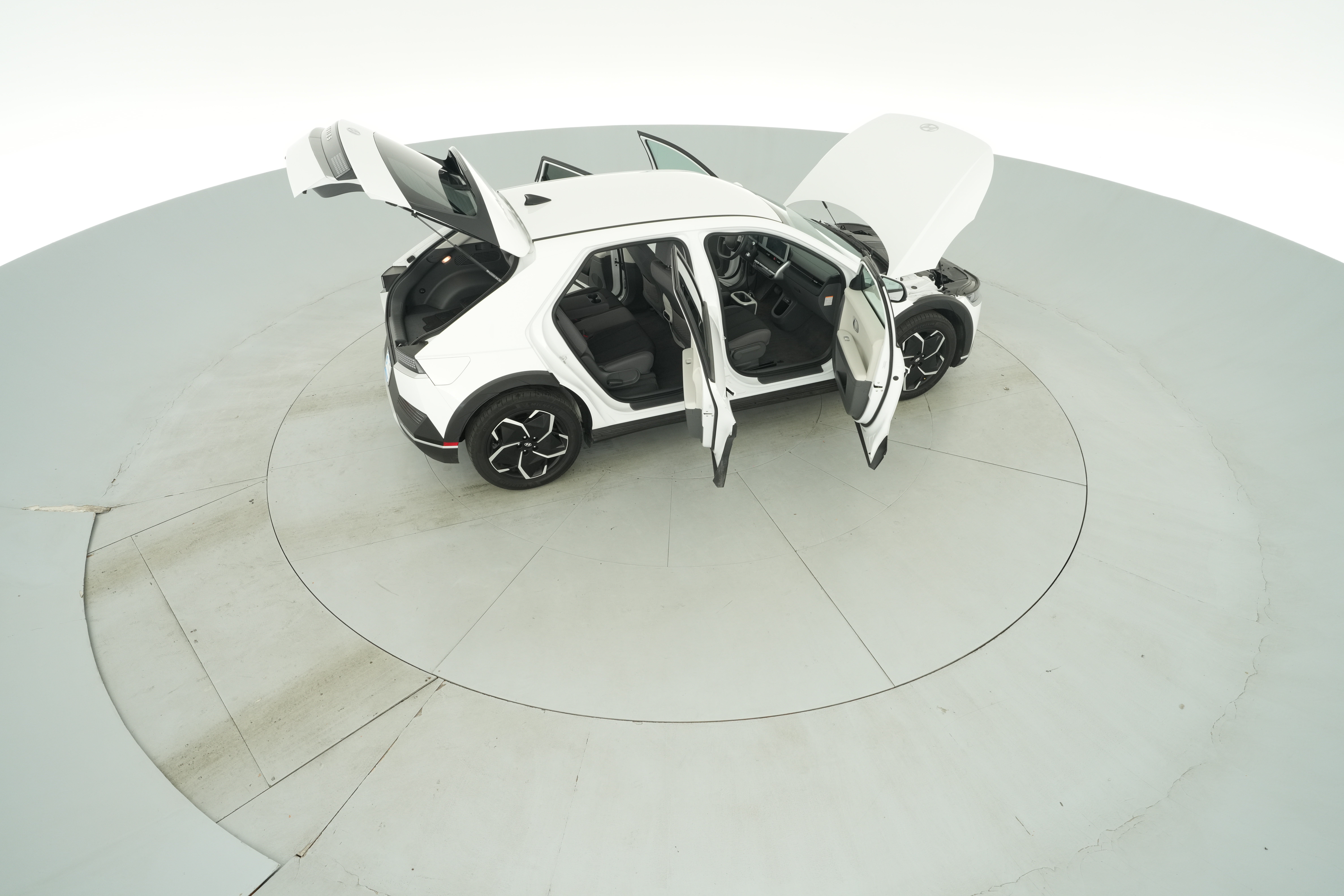 2023 Hyundai IONIQ 5 SE - Photo 49