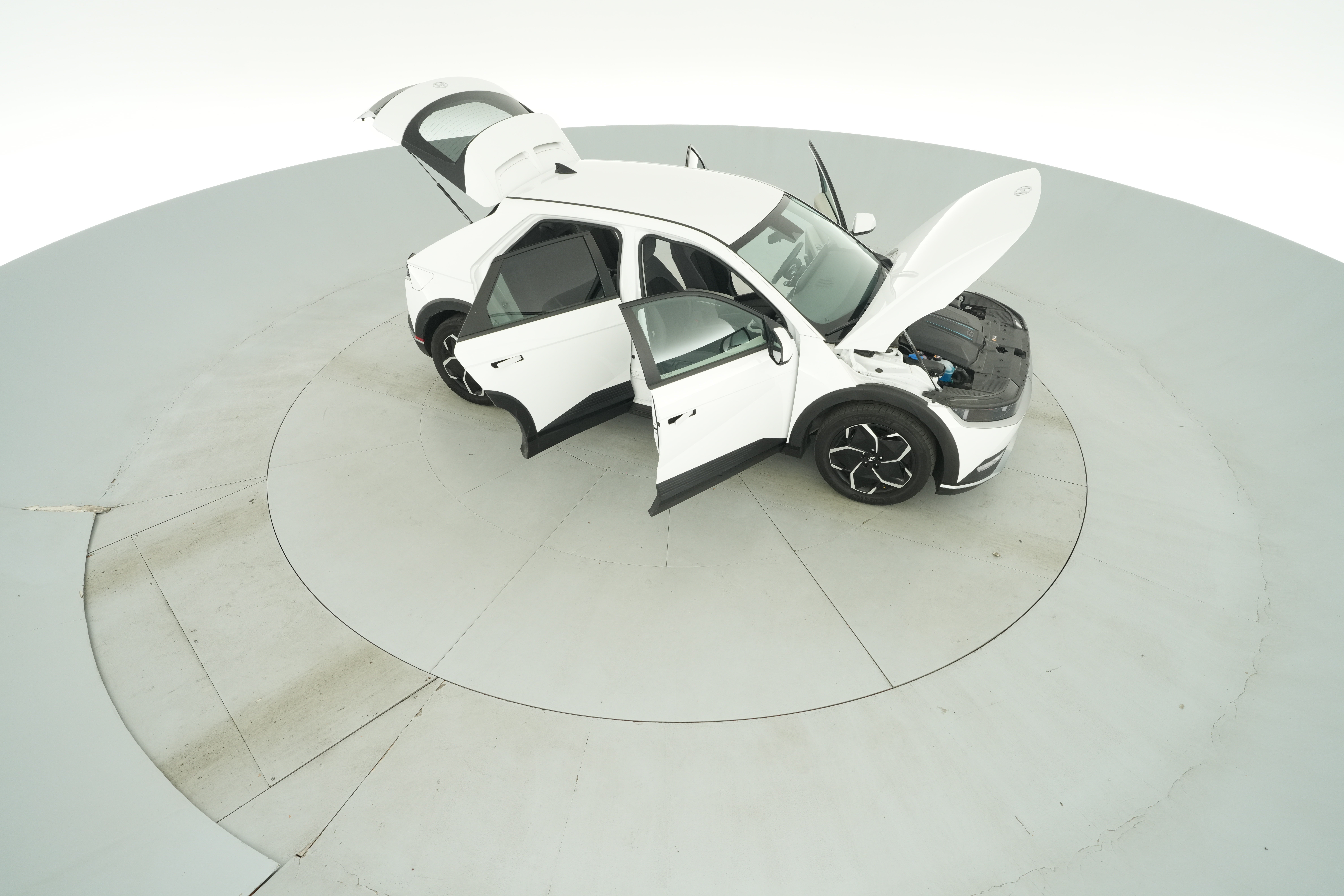 2023 Hyundai IONIQ 5 SE - Photo 51