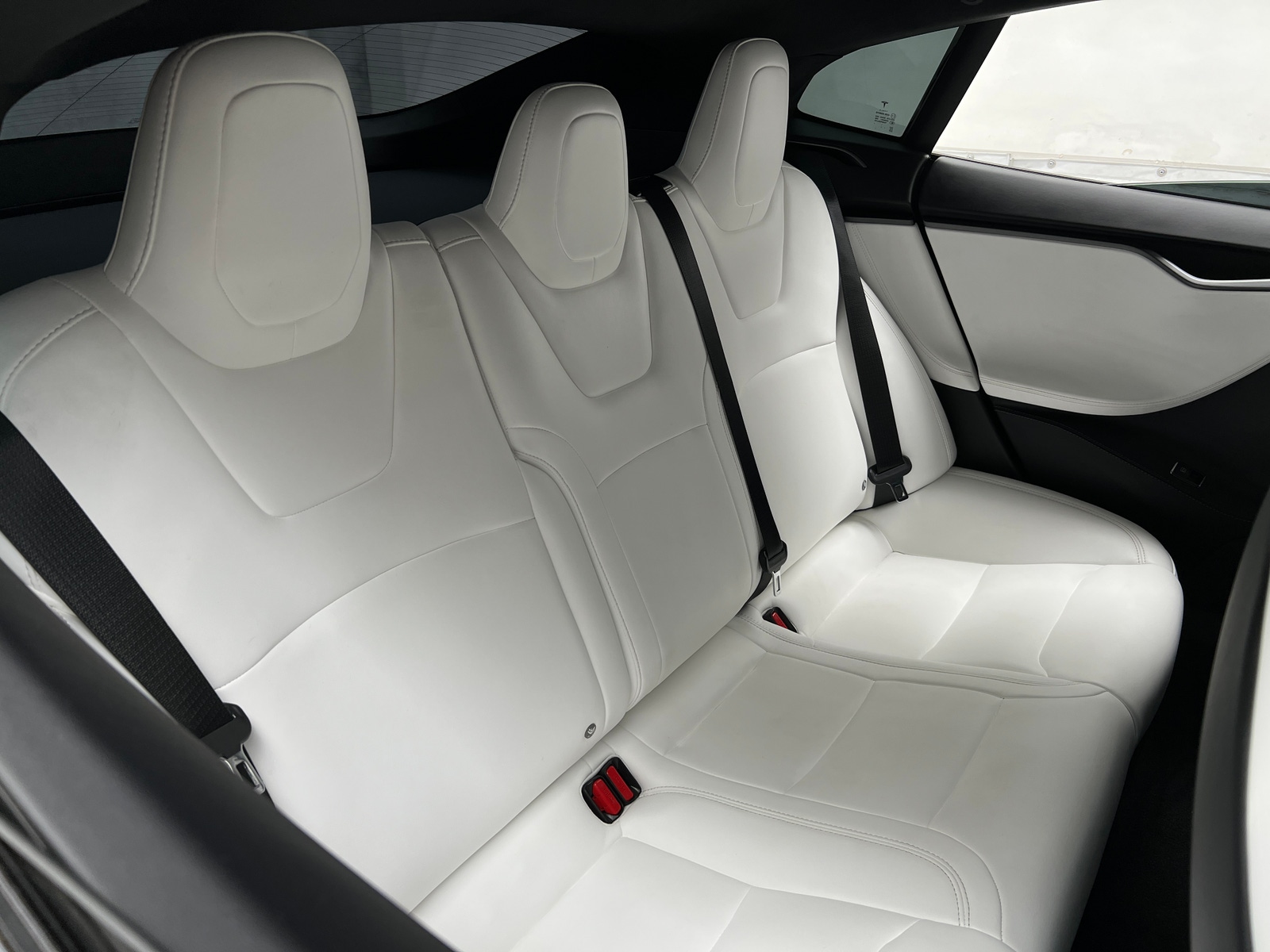 Thumbnail: 2020 Tesla Model S - 5