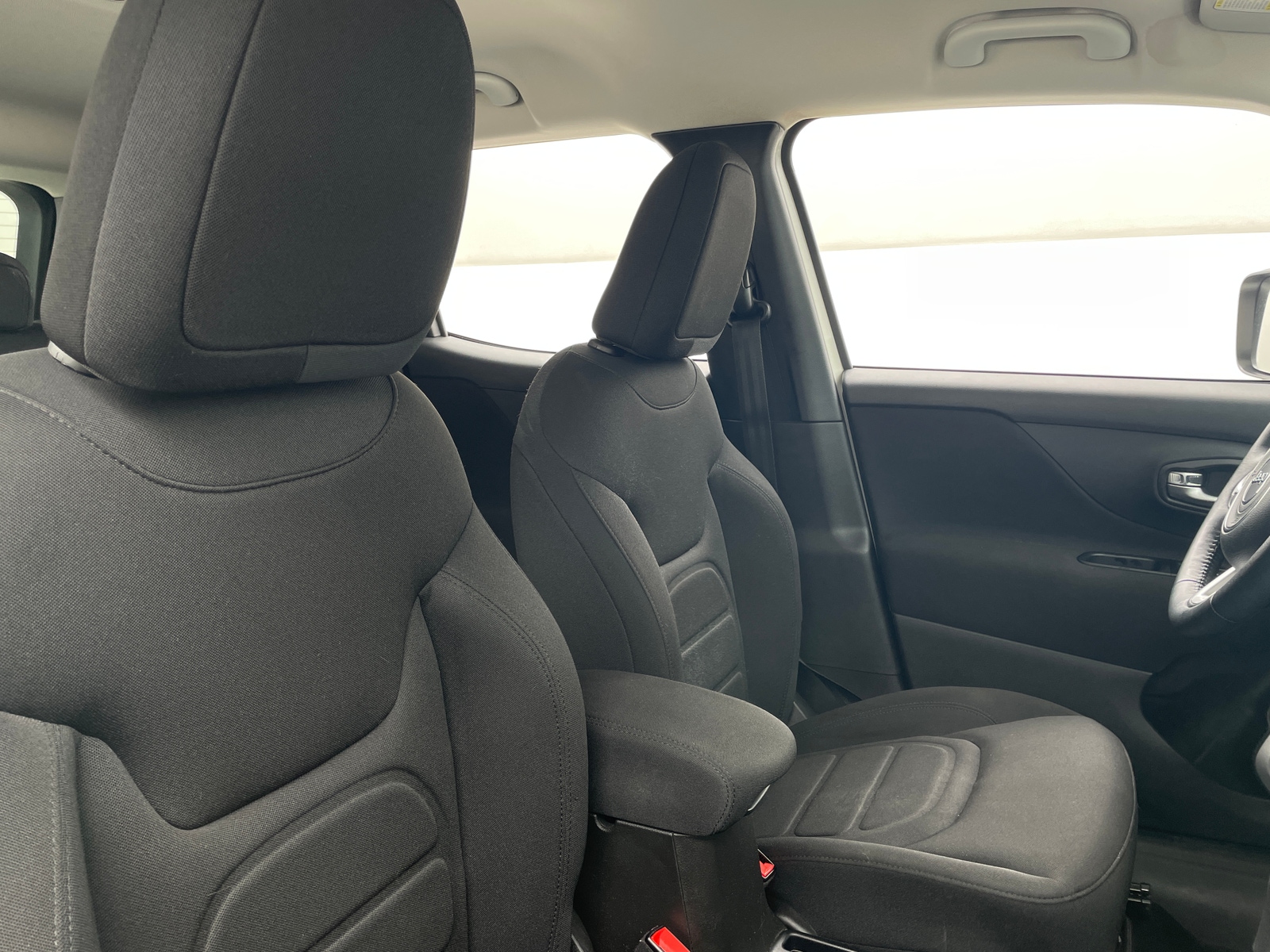 Thumbnail: 2020 Jeep Renegade - 2