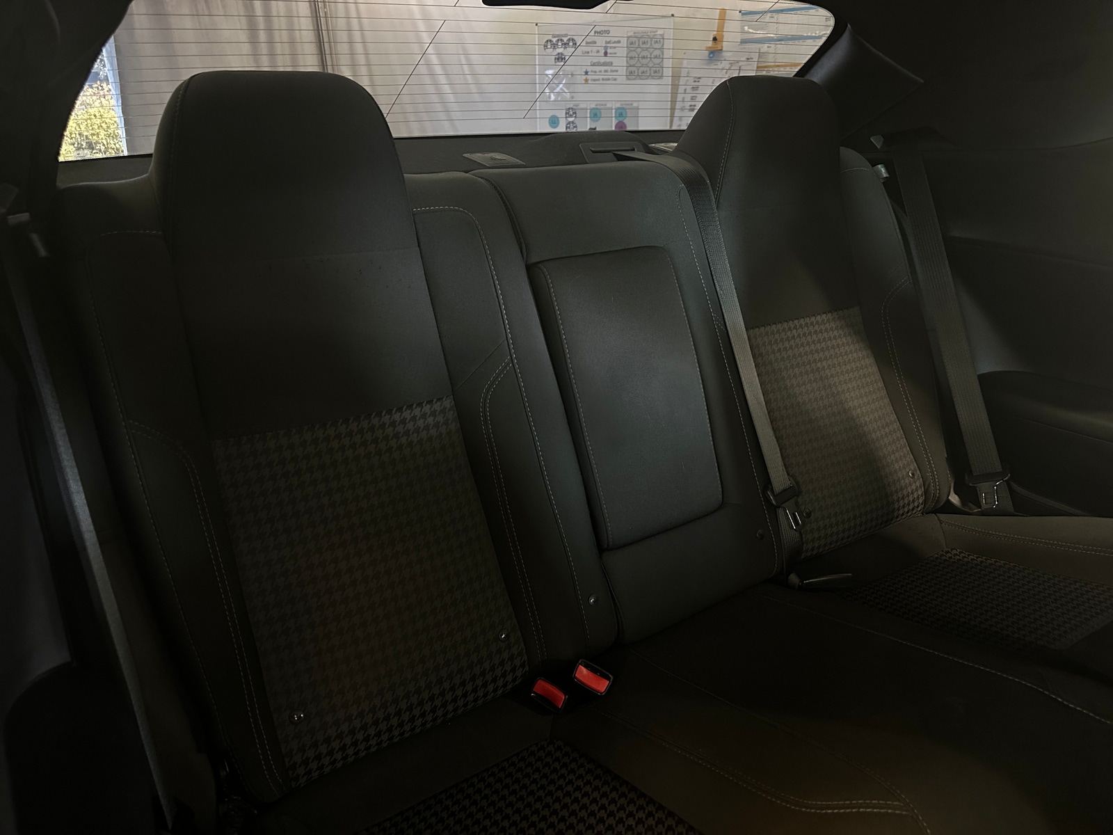 Thumbnail: 2015 Dodge Challenger - 6