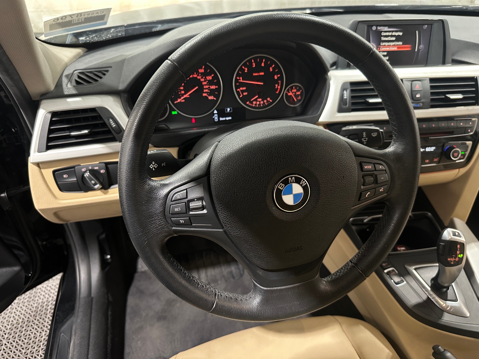 Thumbnail: 2017 BMW 3 Series - 4
