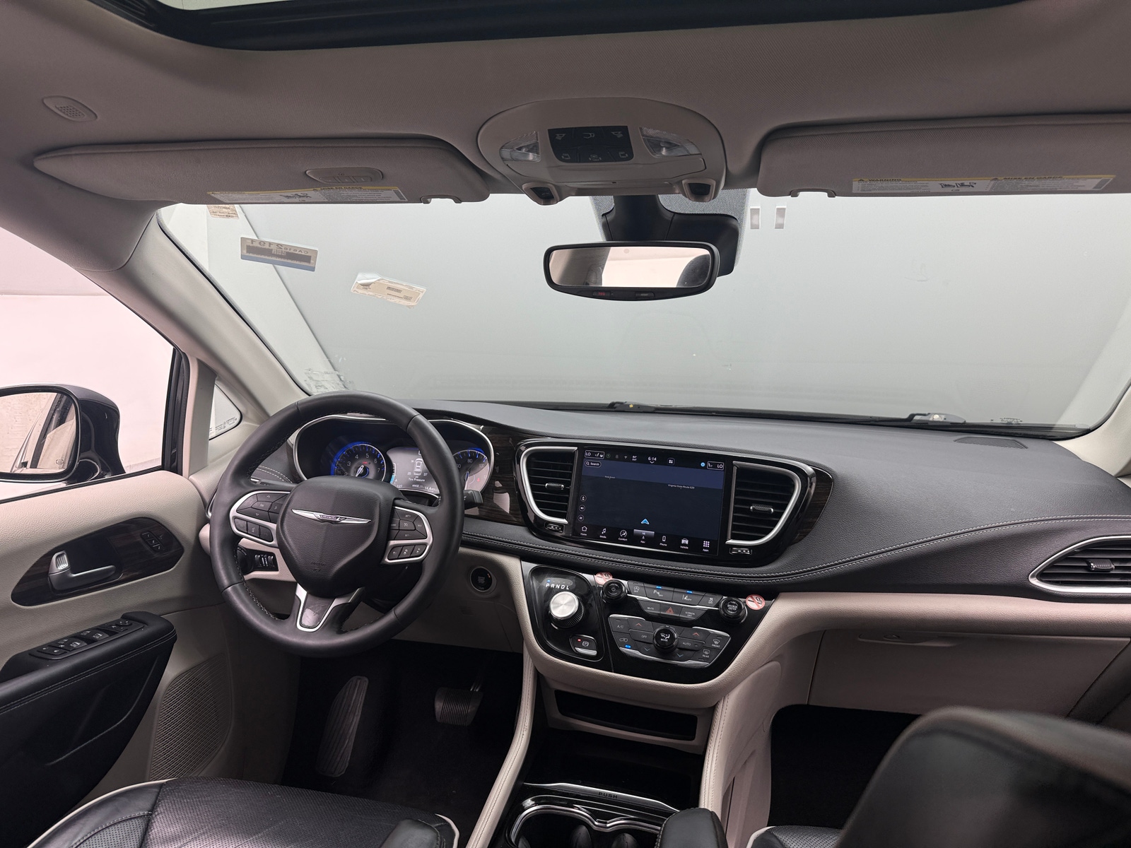 Thumbnail: 2023 Chrysler Pacifica - 2