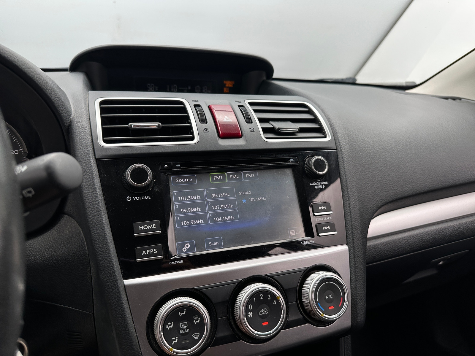 Thumbnail: 2016 Subaru Crosstrek - 4