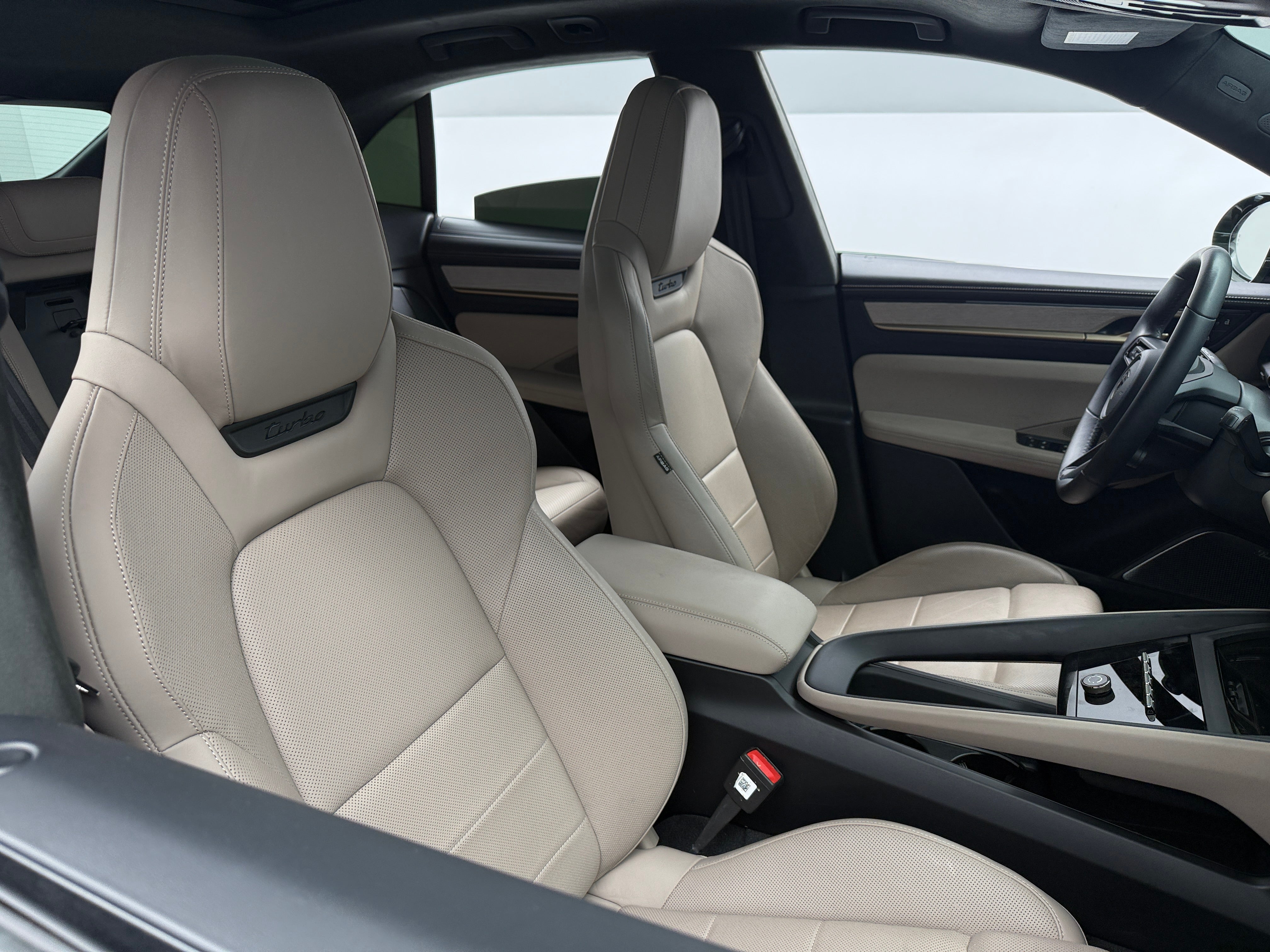 Used 2024 Porsche Macan Turbo Electric with VIN WP1AC2XA7RL200175 for sale in Auburn, WA