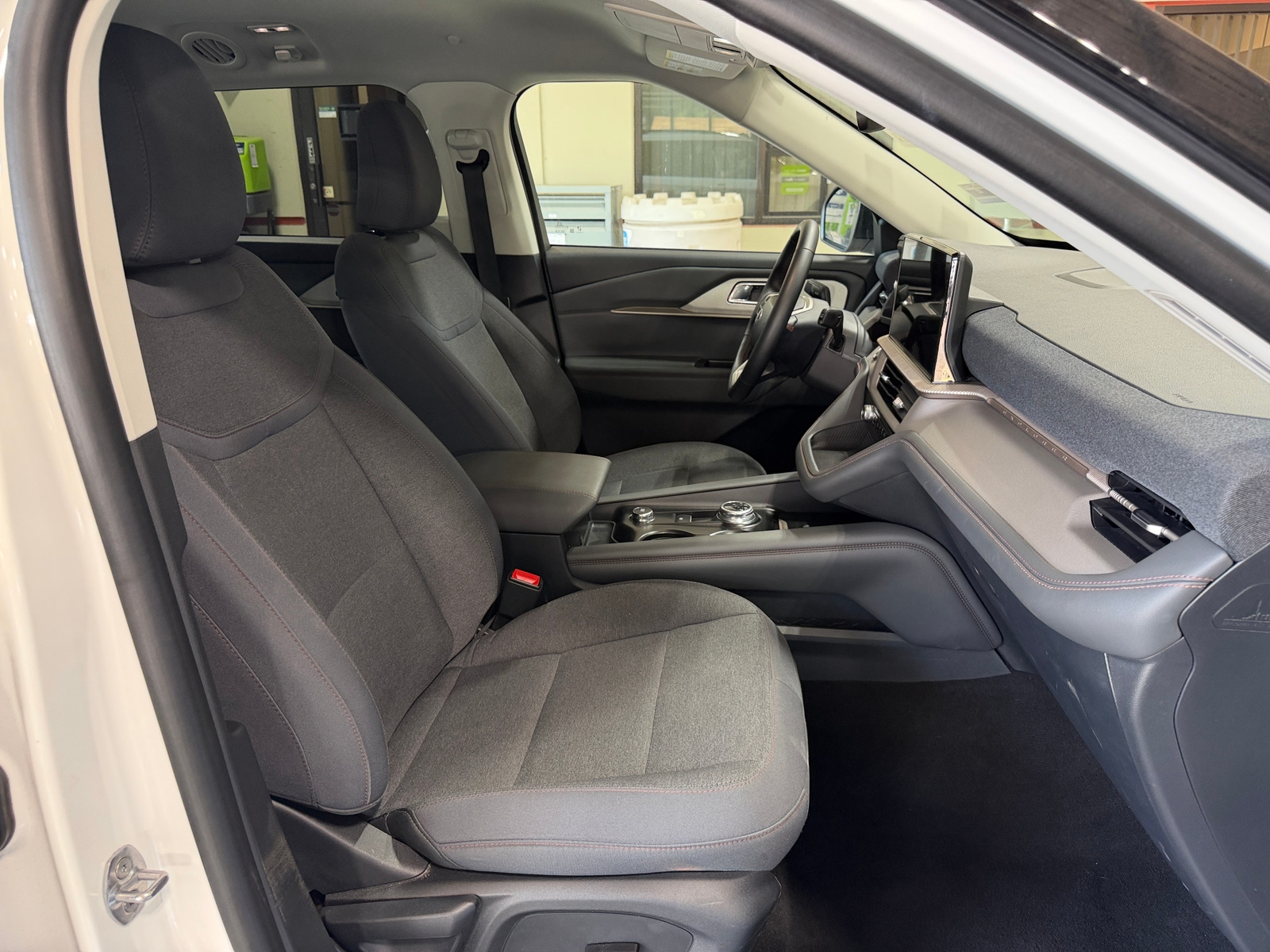 Thumbnail: 2025 Ford Explorer - 2