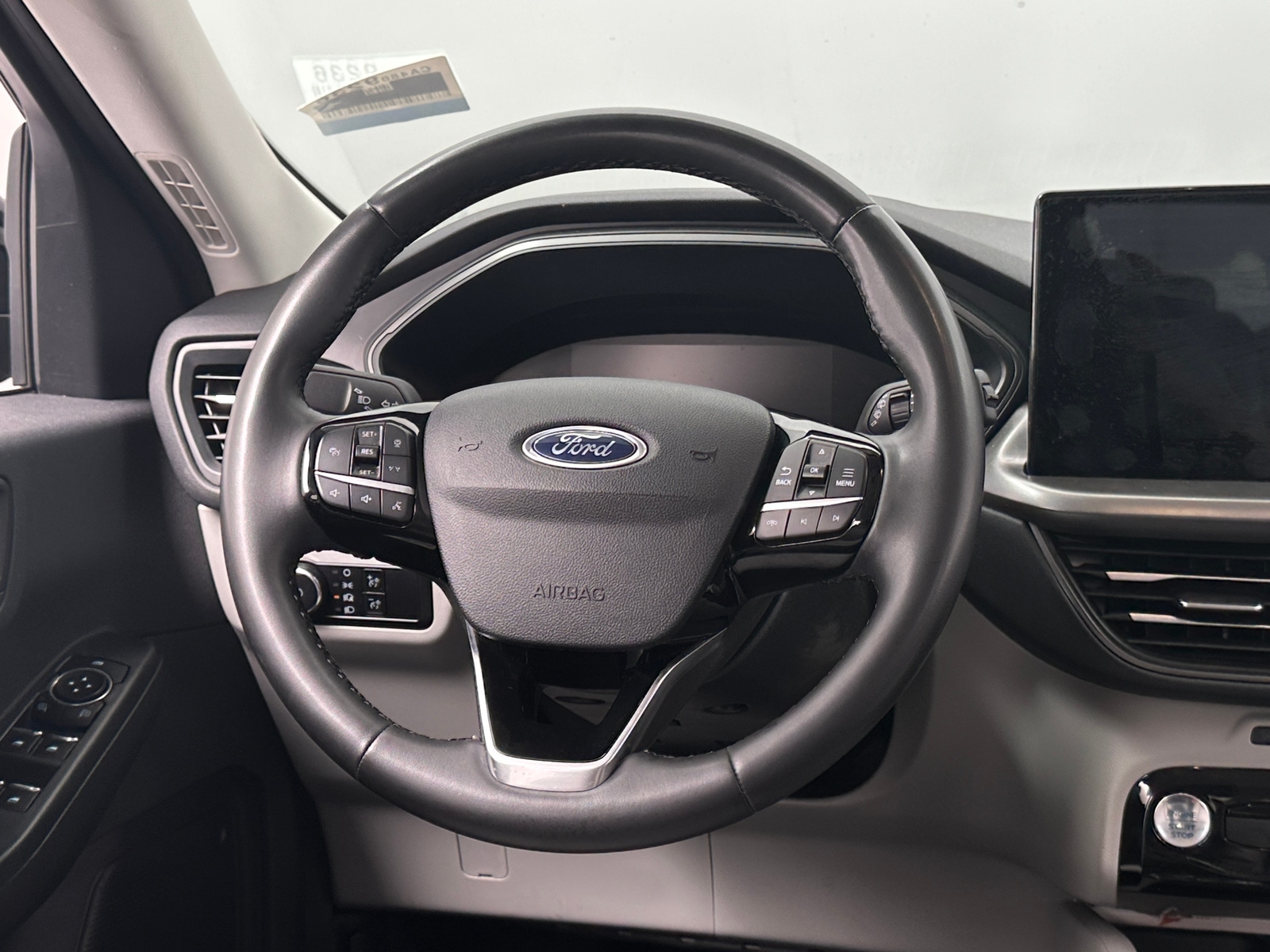 Thumbnail: 2023 Ford Escape - 5