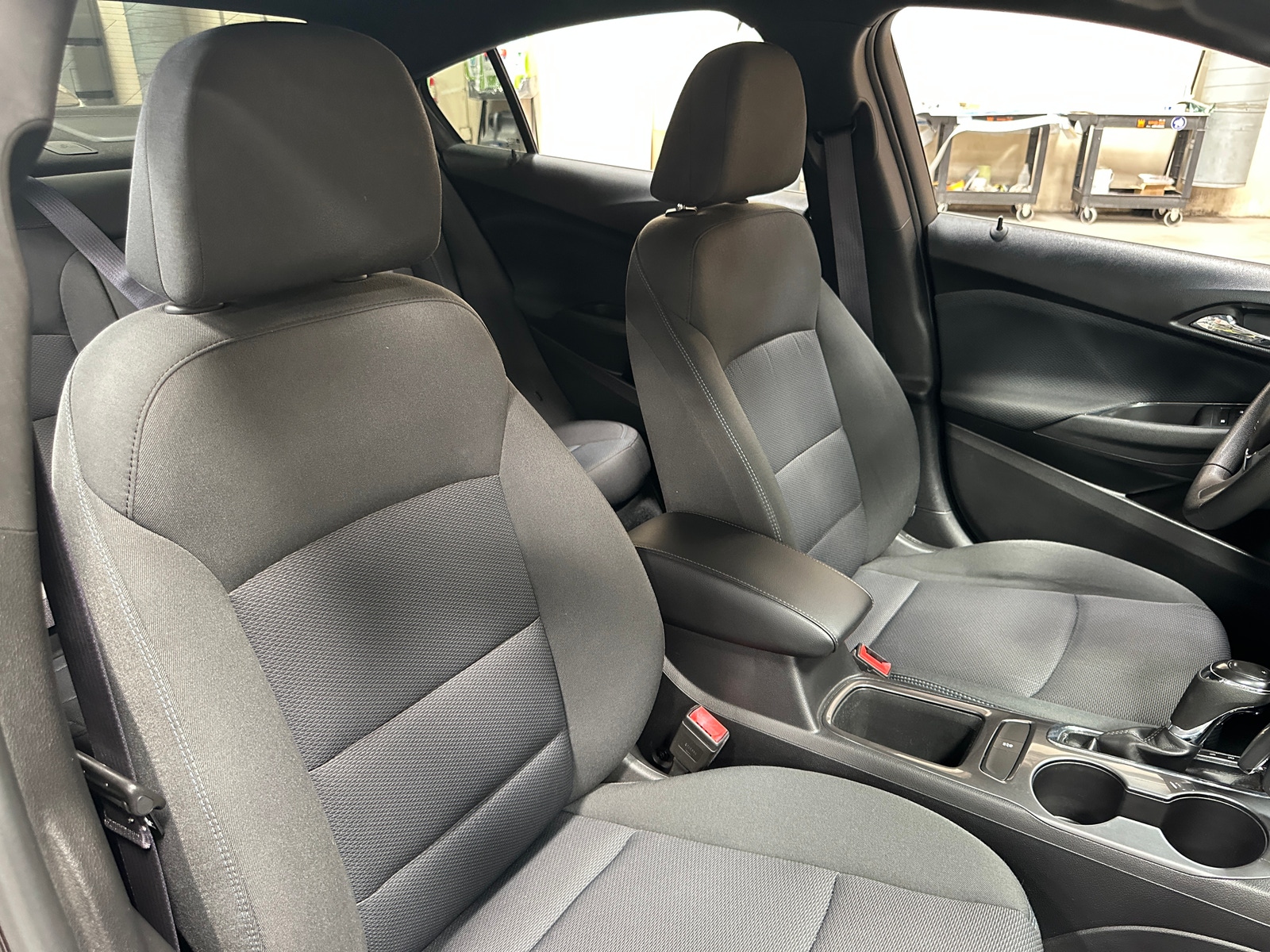 Thumbnail: 2016 Chevrolet Cruze - 2