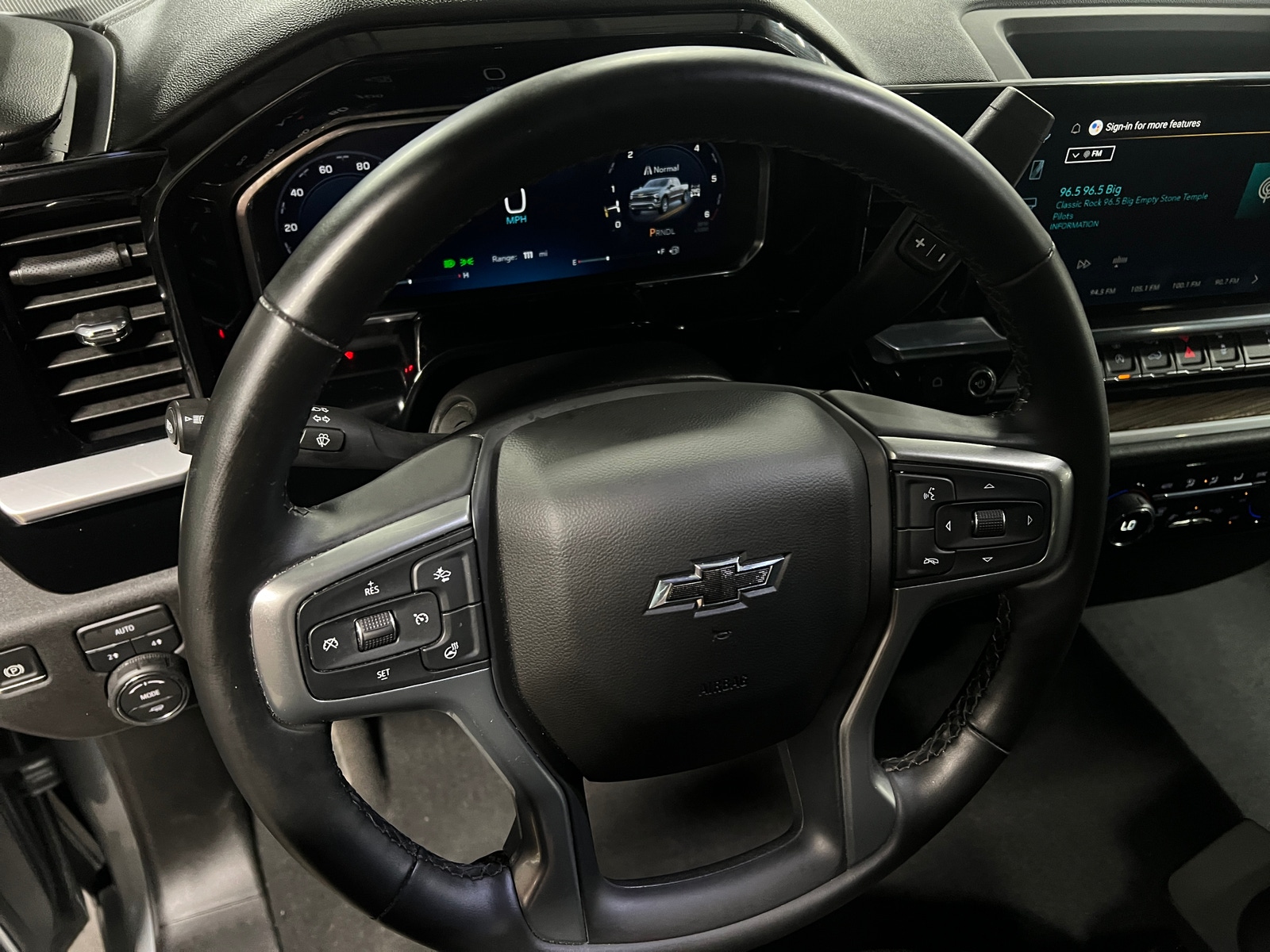 Thumbnail: 2026 Chevrolet Silverado 1500 - 5