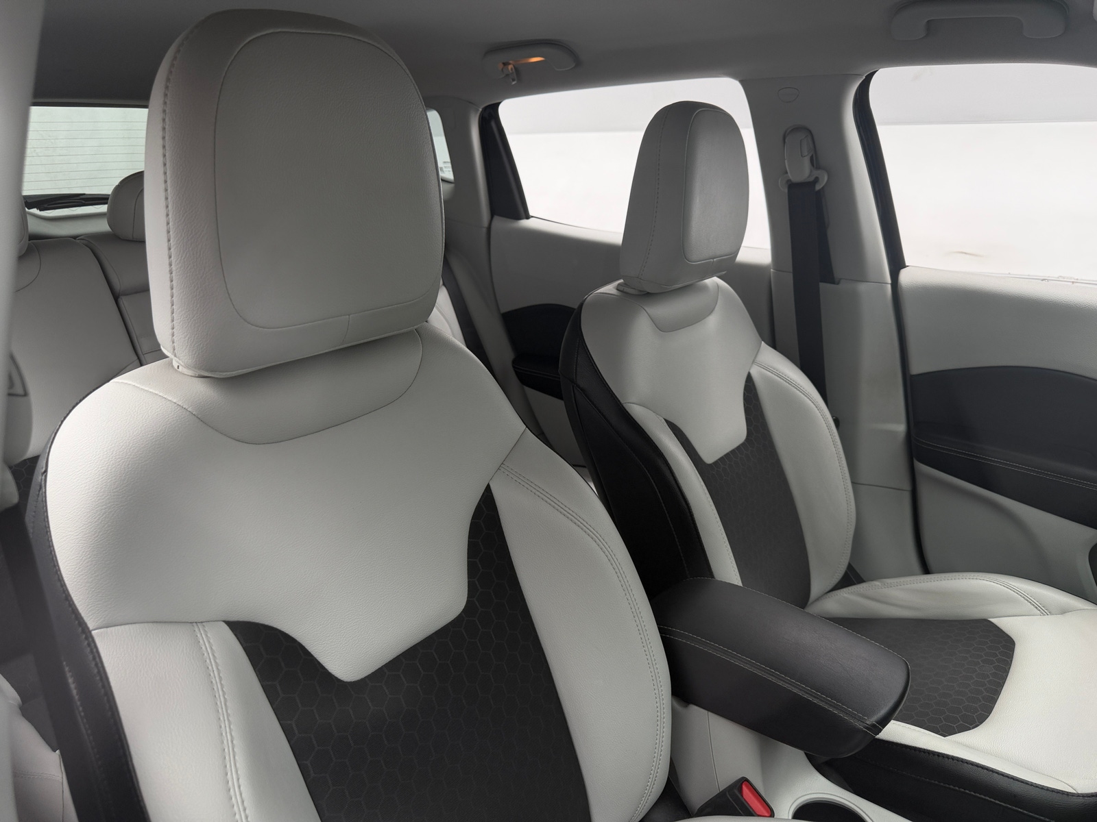 Thumbnail: 2018 Jeep Compass - 2