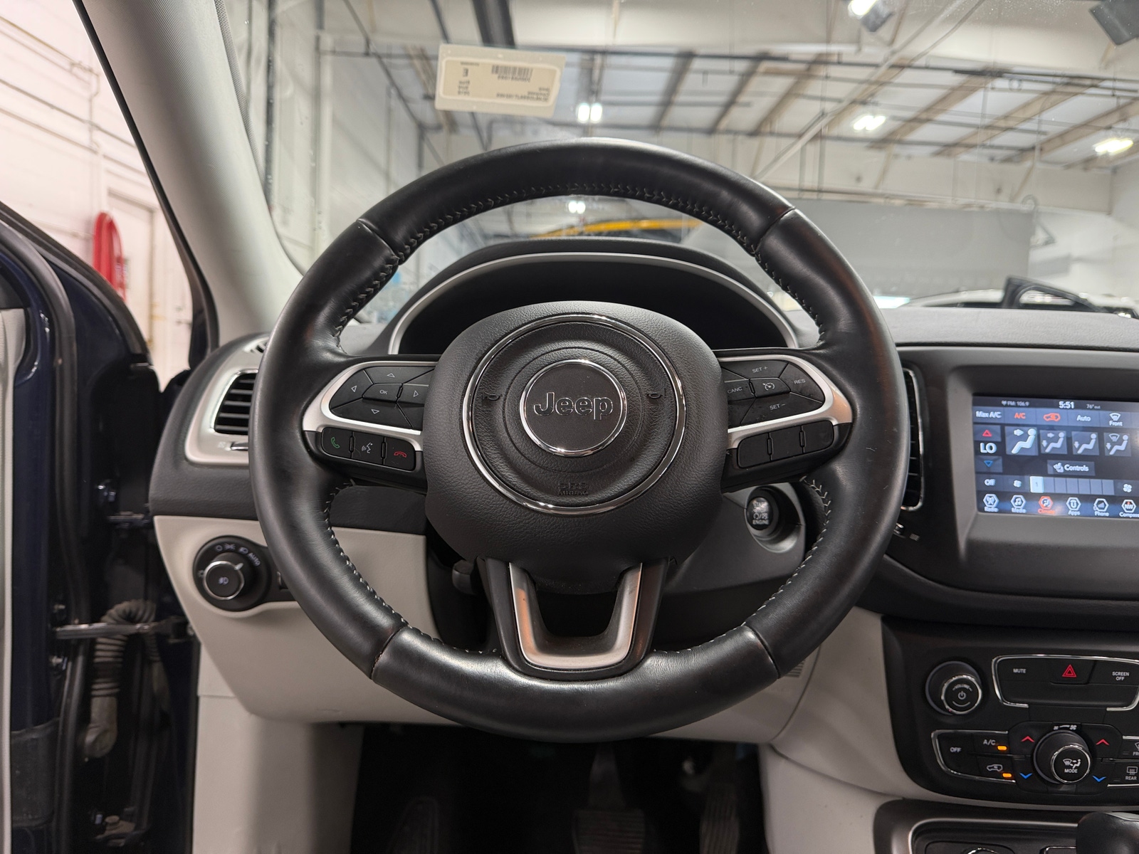 Thumbnail: 2018 Jeep Compass - 5