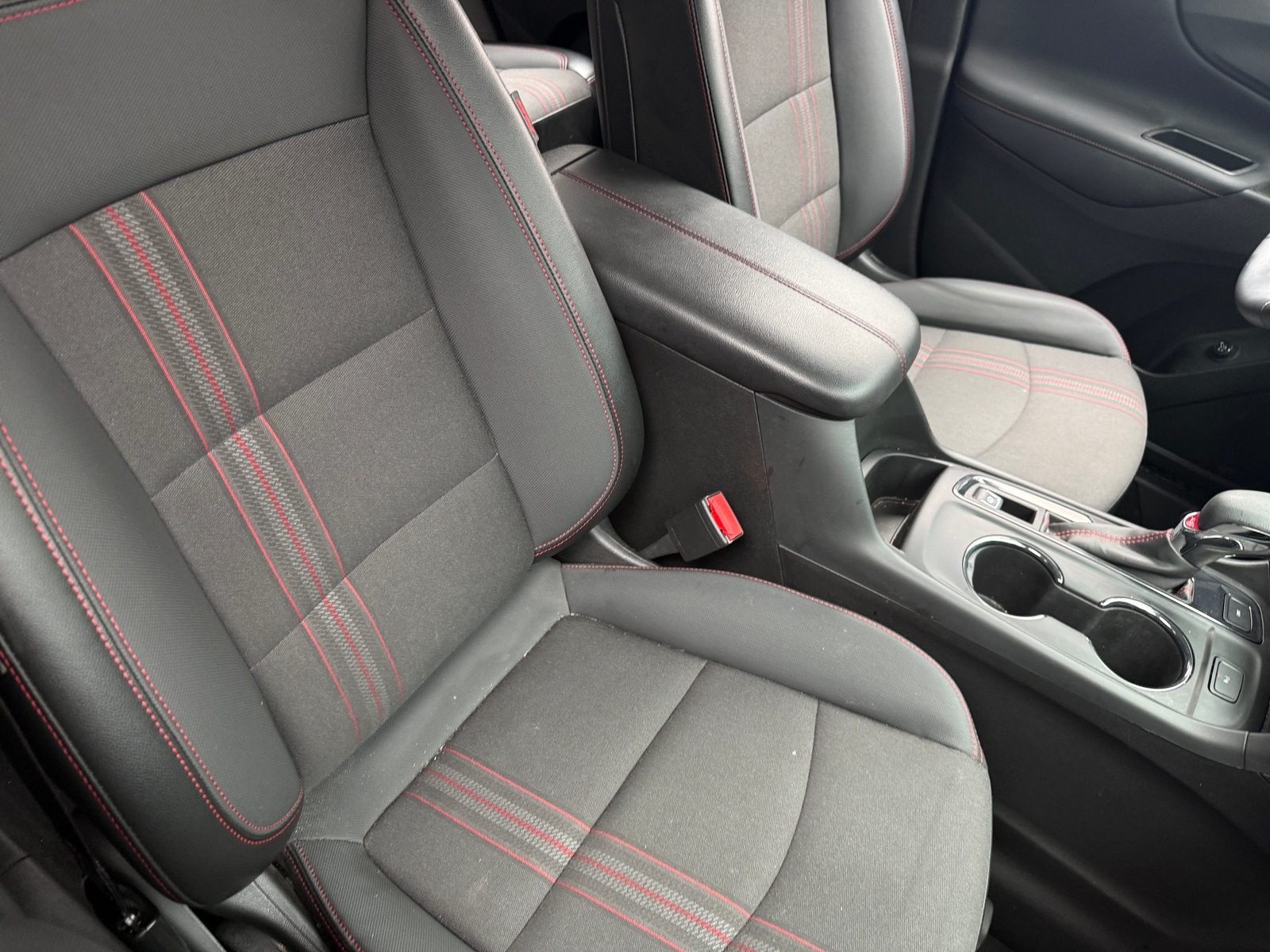 Thumbnail: 2023 Chevrolet Equinox - 2