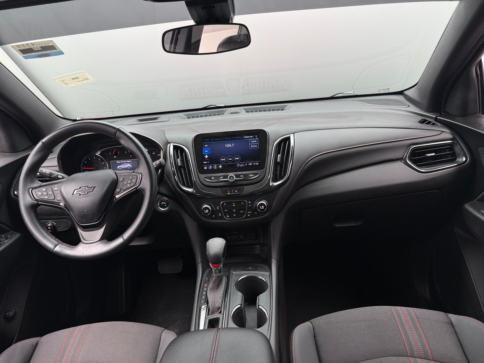 Thumbnail: 2023 Chevrolet Equinox - 3