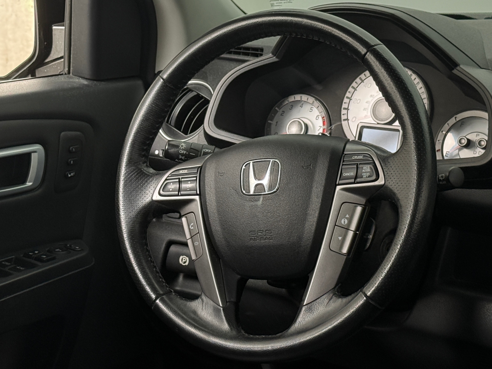 Thumbnail: 2013 Honda Pilot - 4