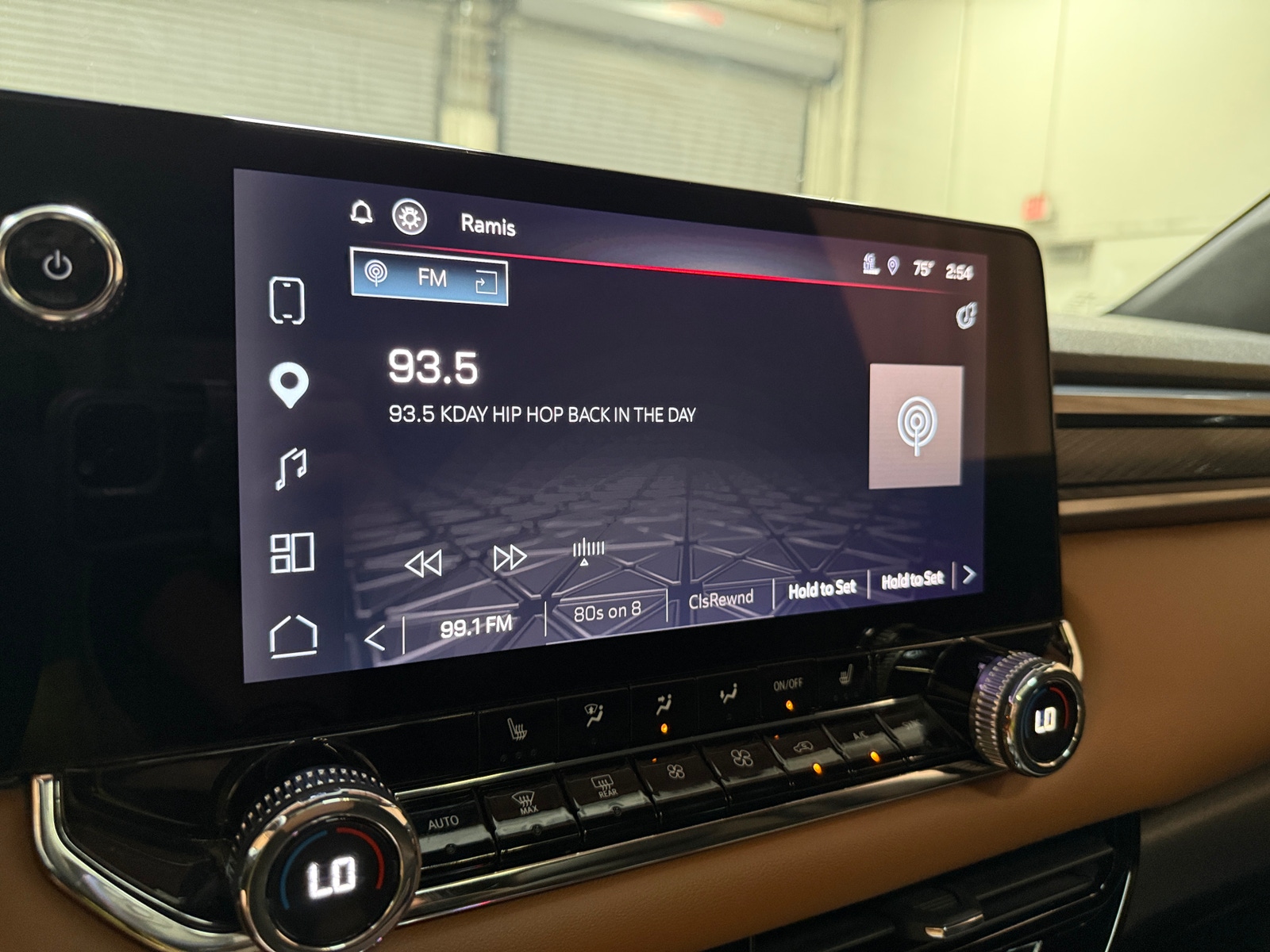Thumbnail: 2023 GMC Canyon - 4